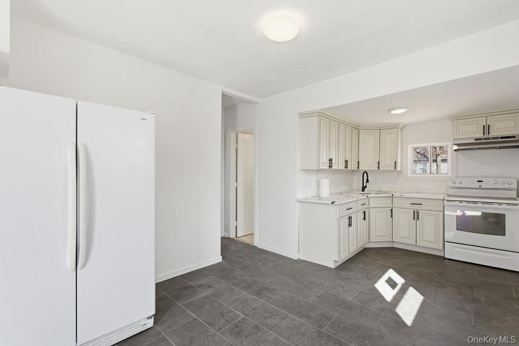 Single Family Ferndale  Suffolk County, NY 11751, MLS-966568-5