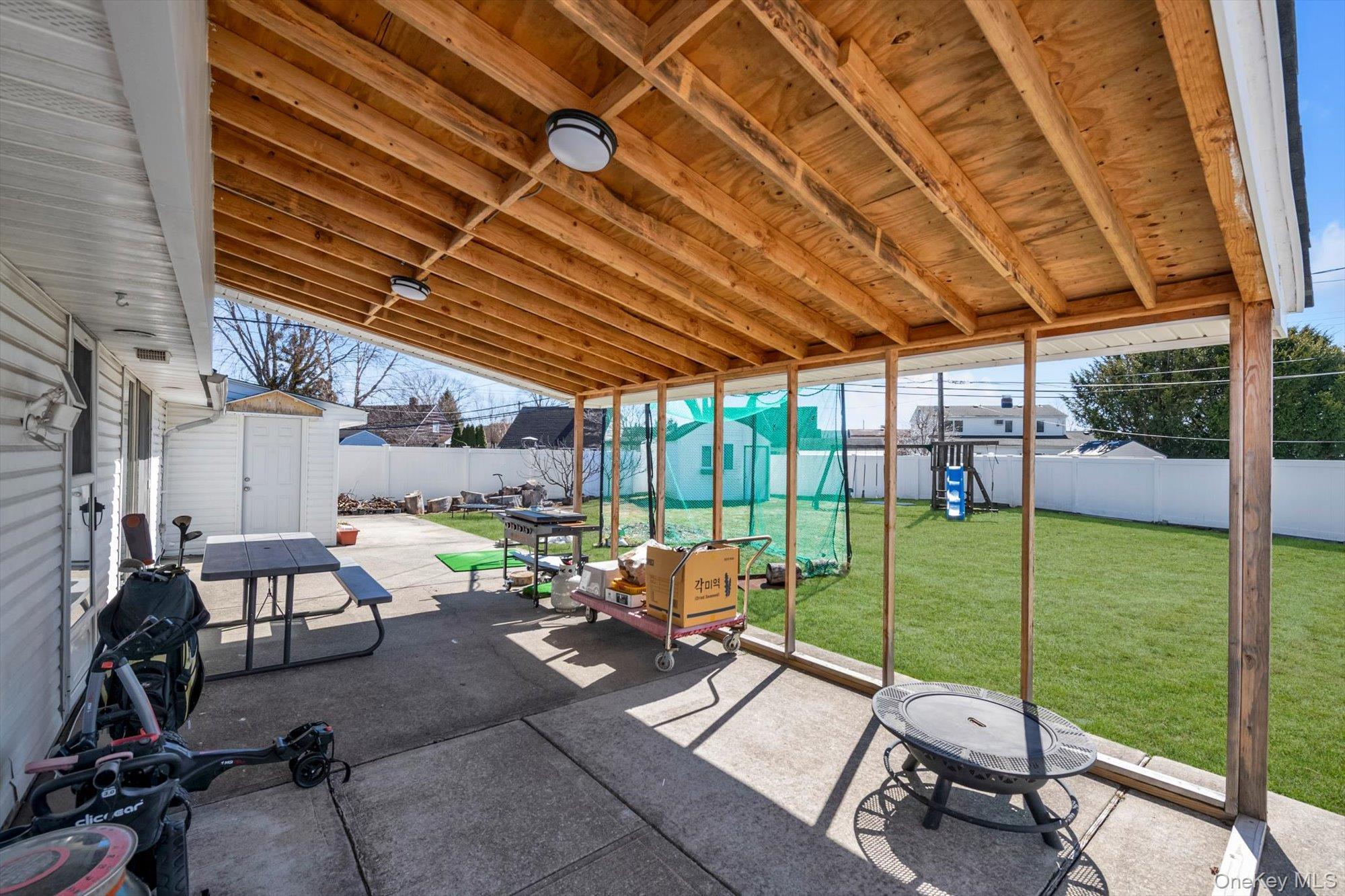 Single Family Carriage  Nassau County, NY 11756, MLS-966614-17