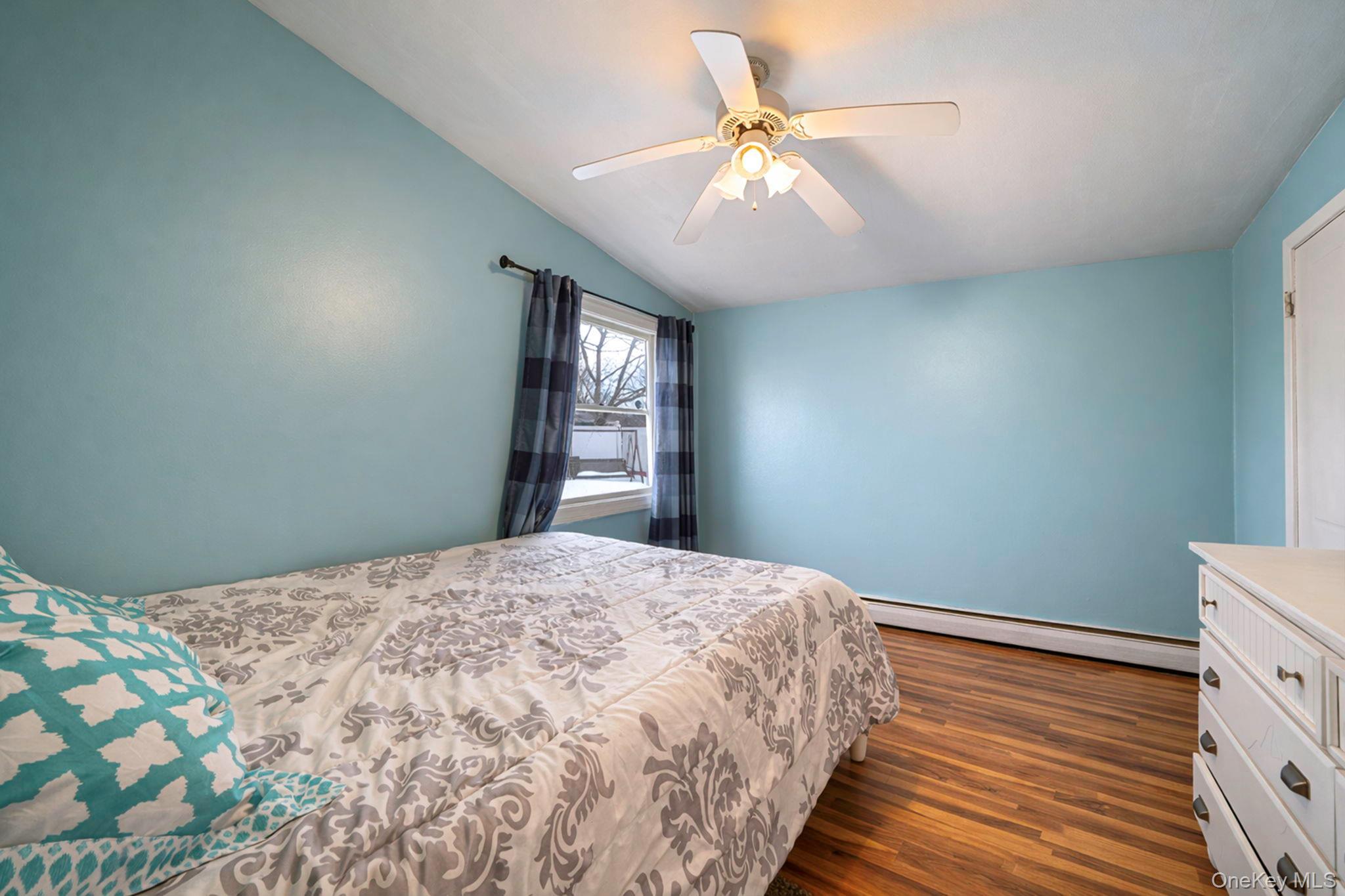 Single Family Pacific  Suffolk County, NY 11729, MLS-966632-17