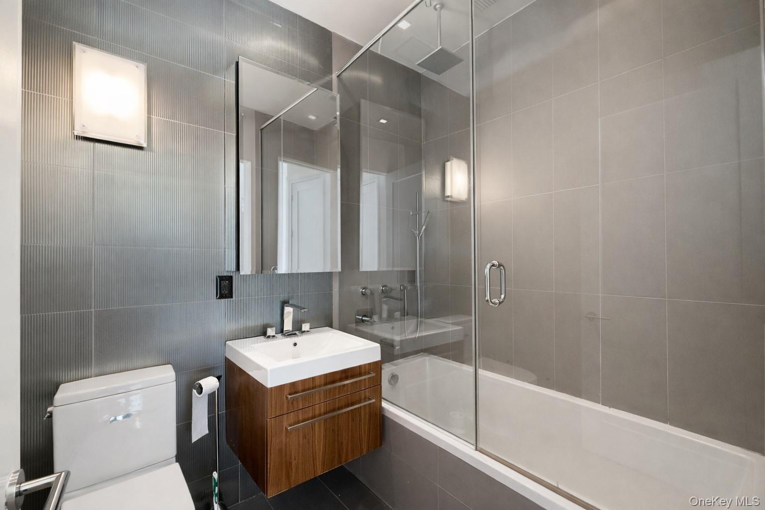 Single Family Jackson  Queens, NY 11101, MLS-966633-13