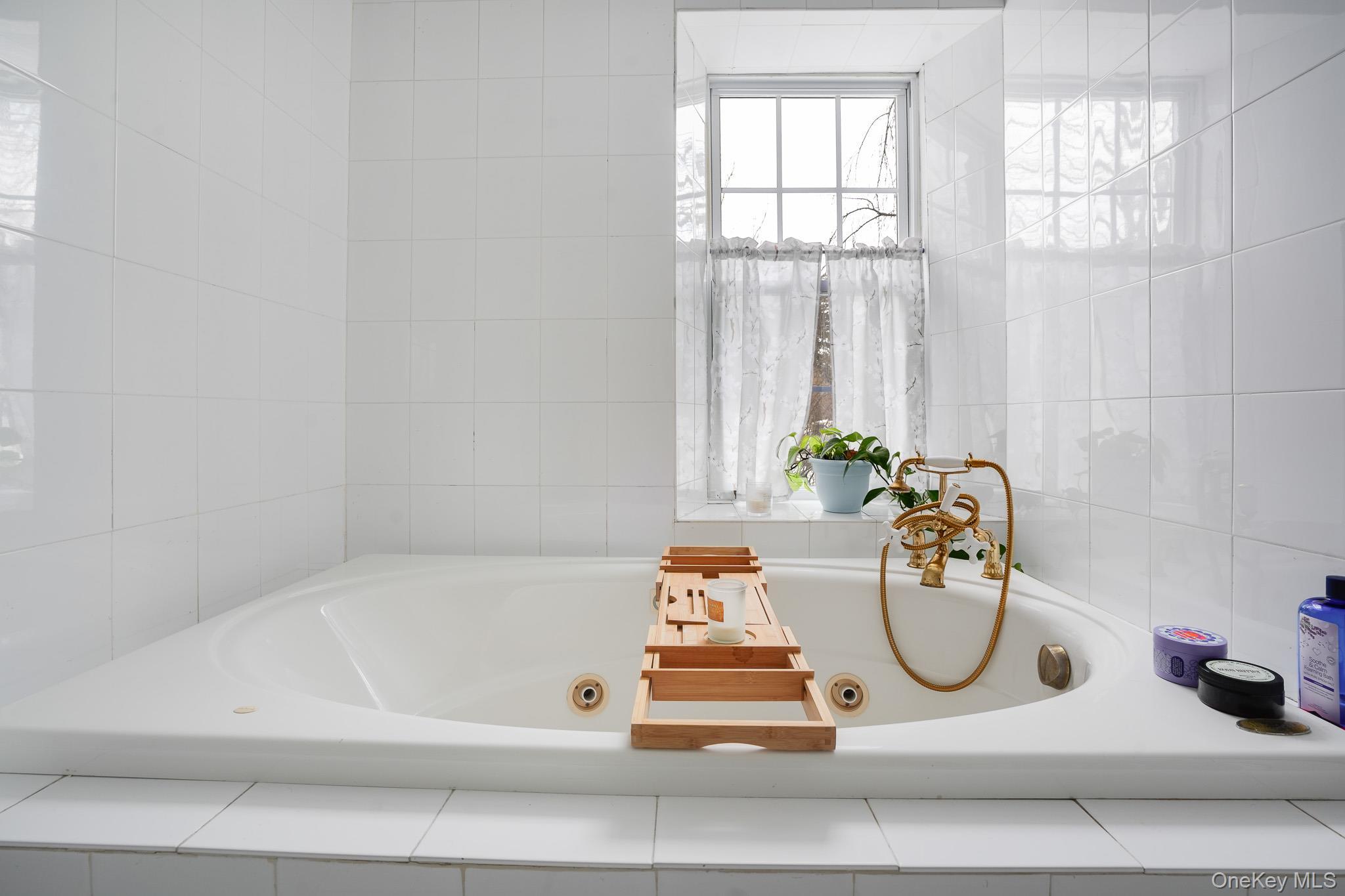 Single Family Gardnertown  Orange County, NY 12550, MLS-966666-24