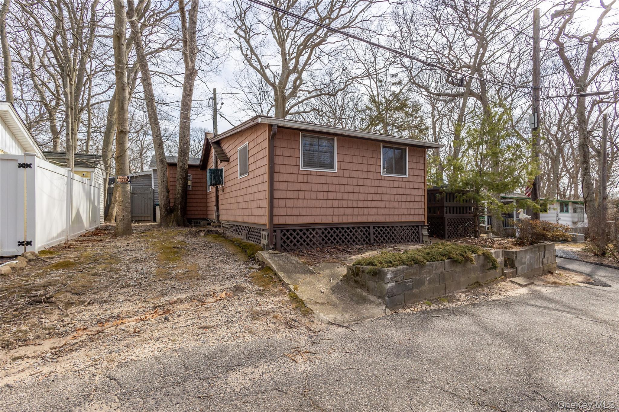 Single Family Anchor  Suffolk County, NY 11933, MLS-966693-15