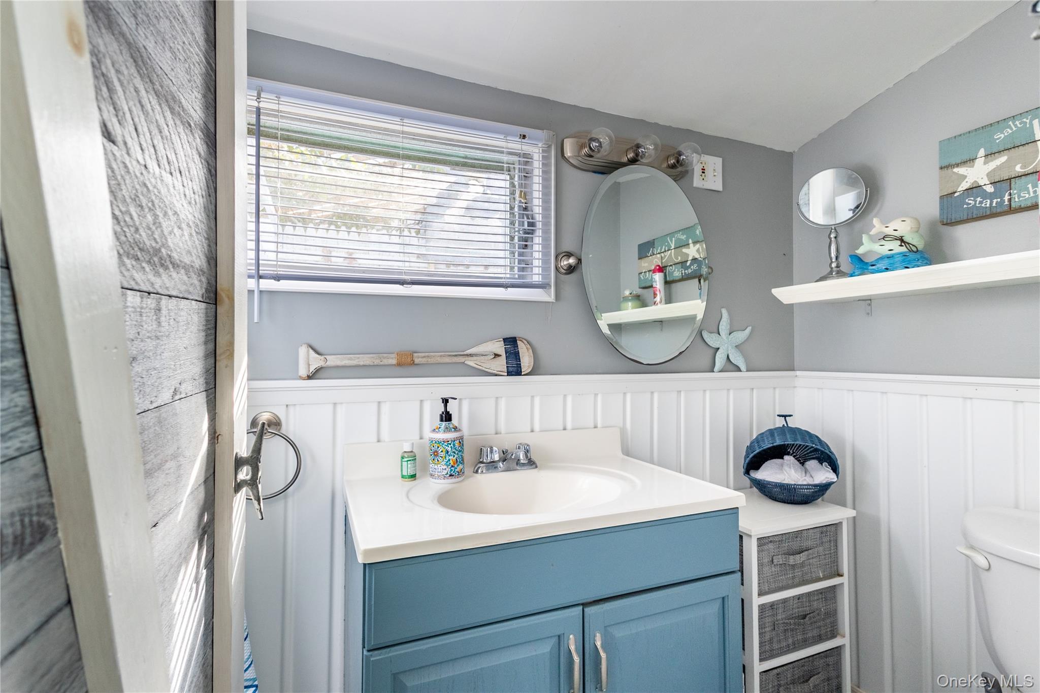 Single Family Woodcliff  Suffolk County, NY 11933, MLS-966696-11