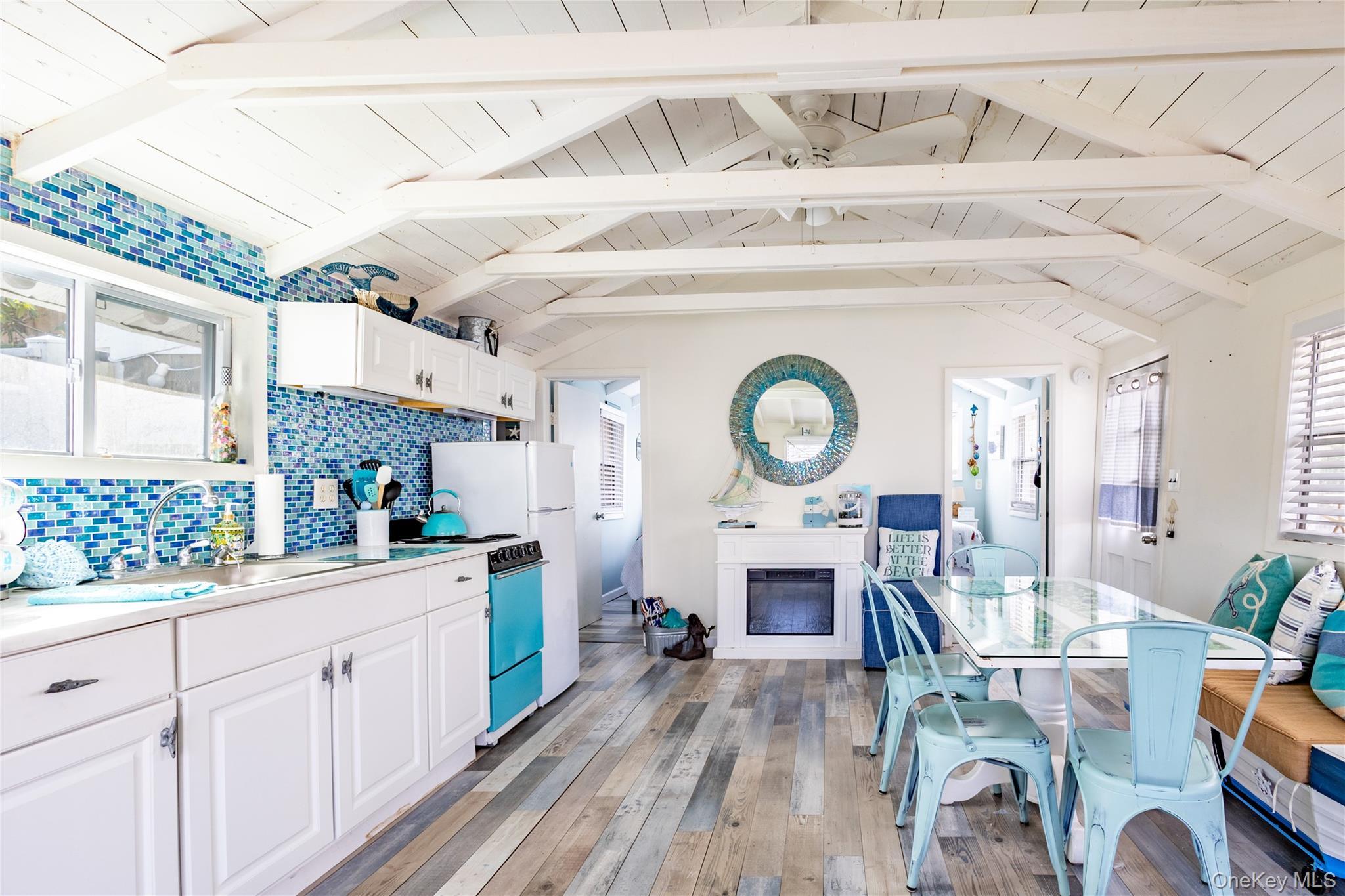 Single Family Woodcliff  Suffolk County, NY 11933, MLS-966696-6