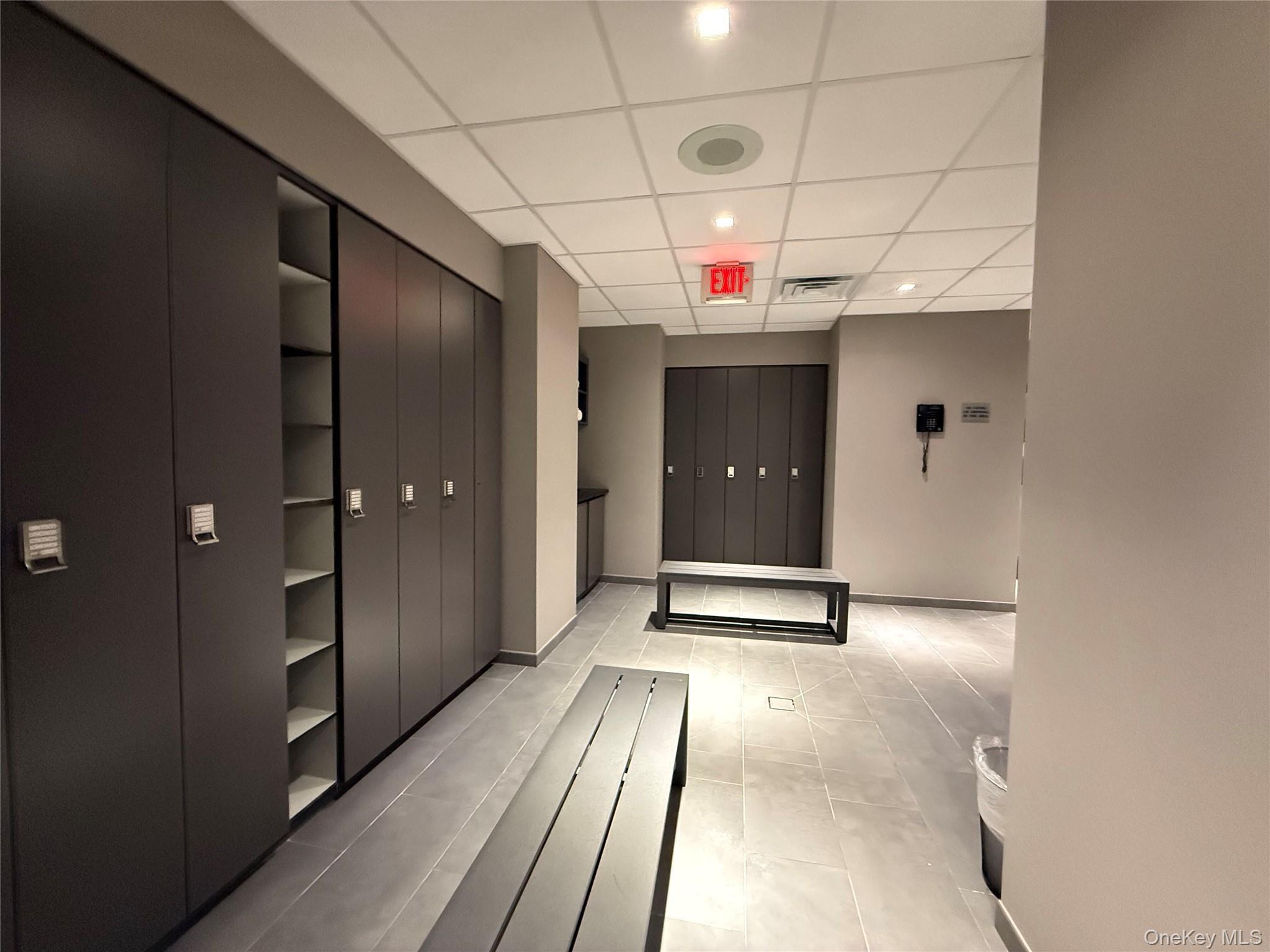 Condo Queens  Queens, NY 11375, MLS-966718-24