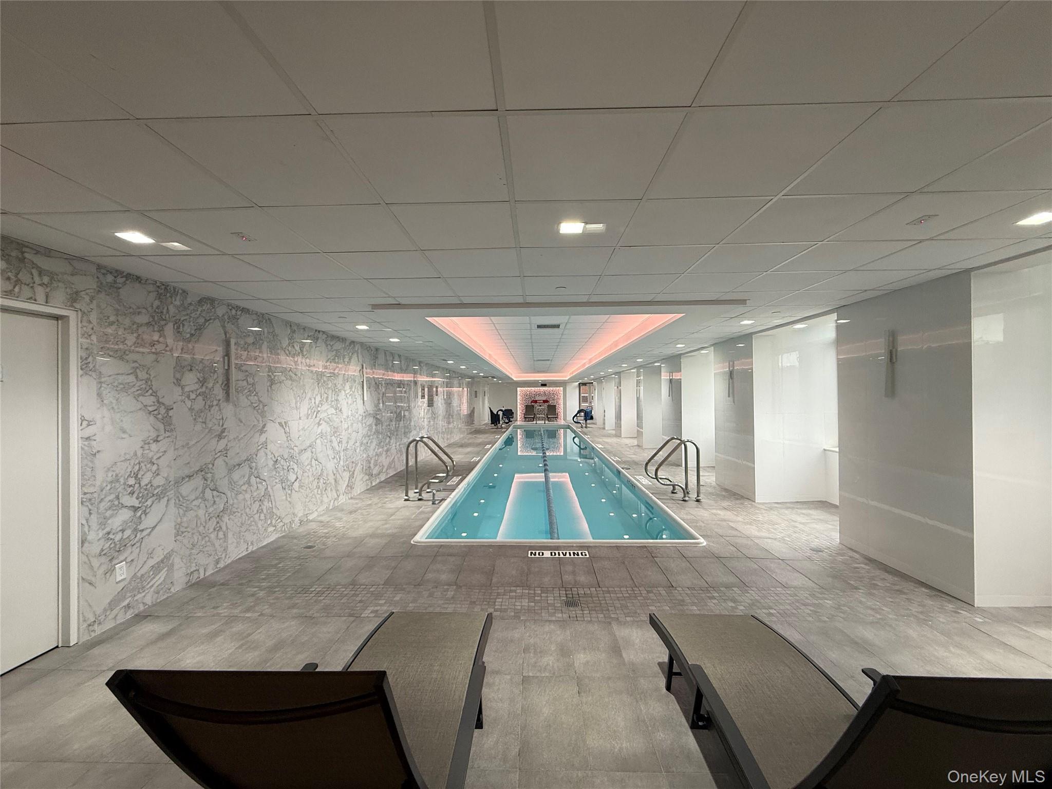 Condo Queens  Queens, NY 11375, MLS-966718-25