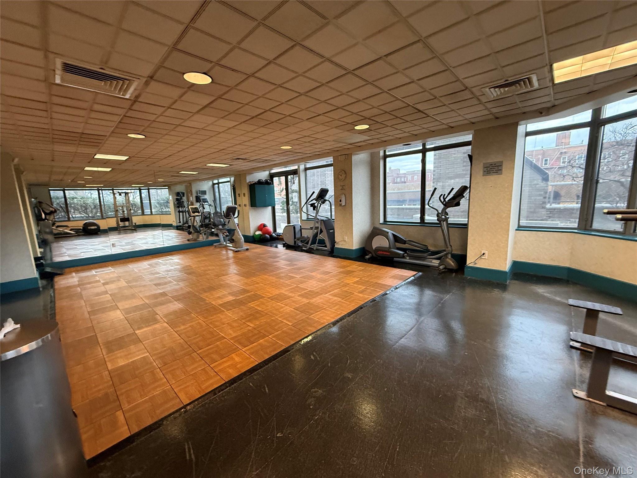 Condo Queens  Queens, NY 11375, MLS-966718-35