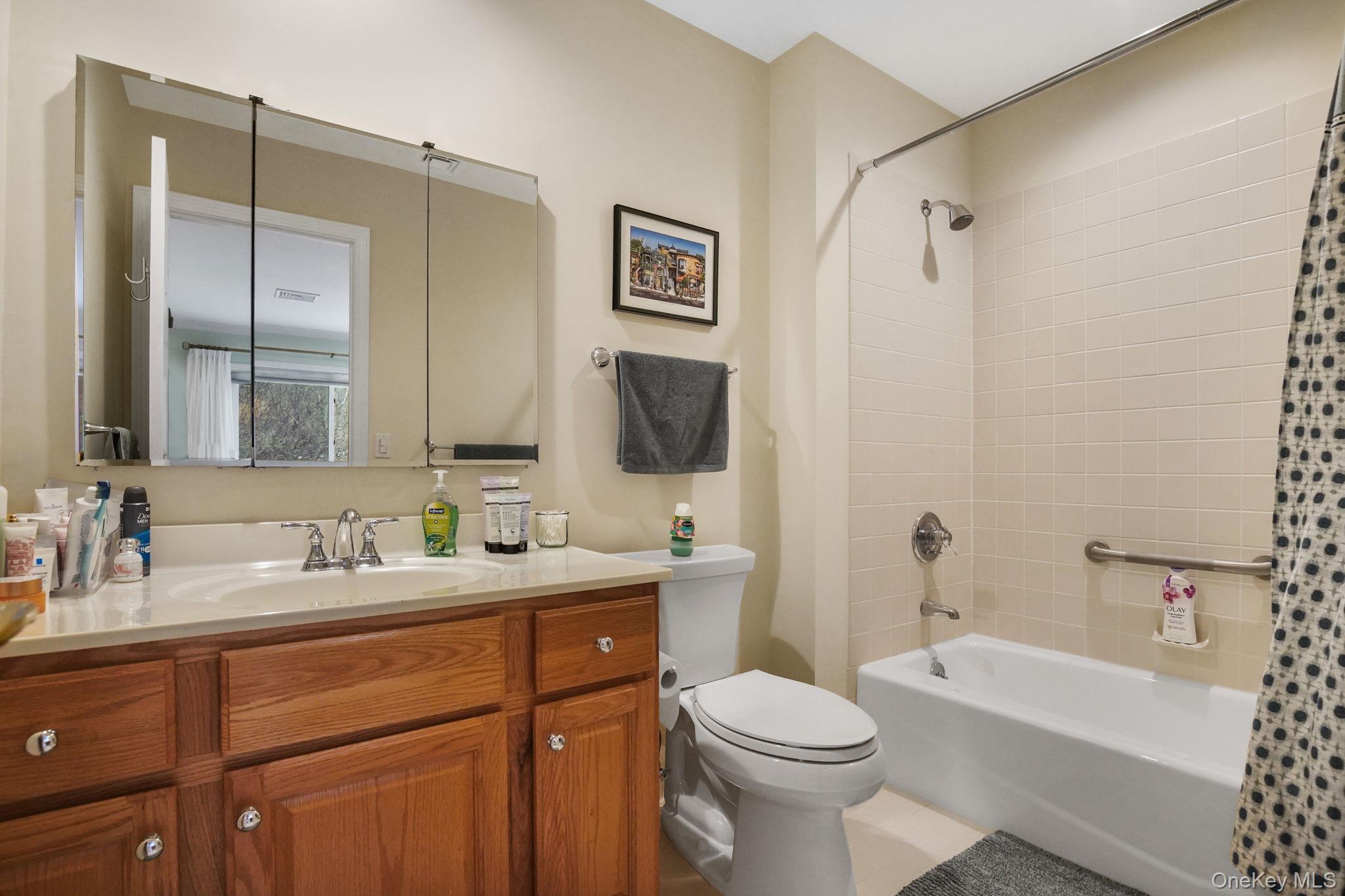 Condo Heritage Westchester County, NY 10589, MLS-966722-10