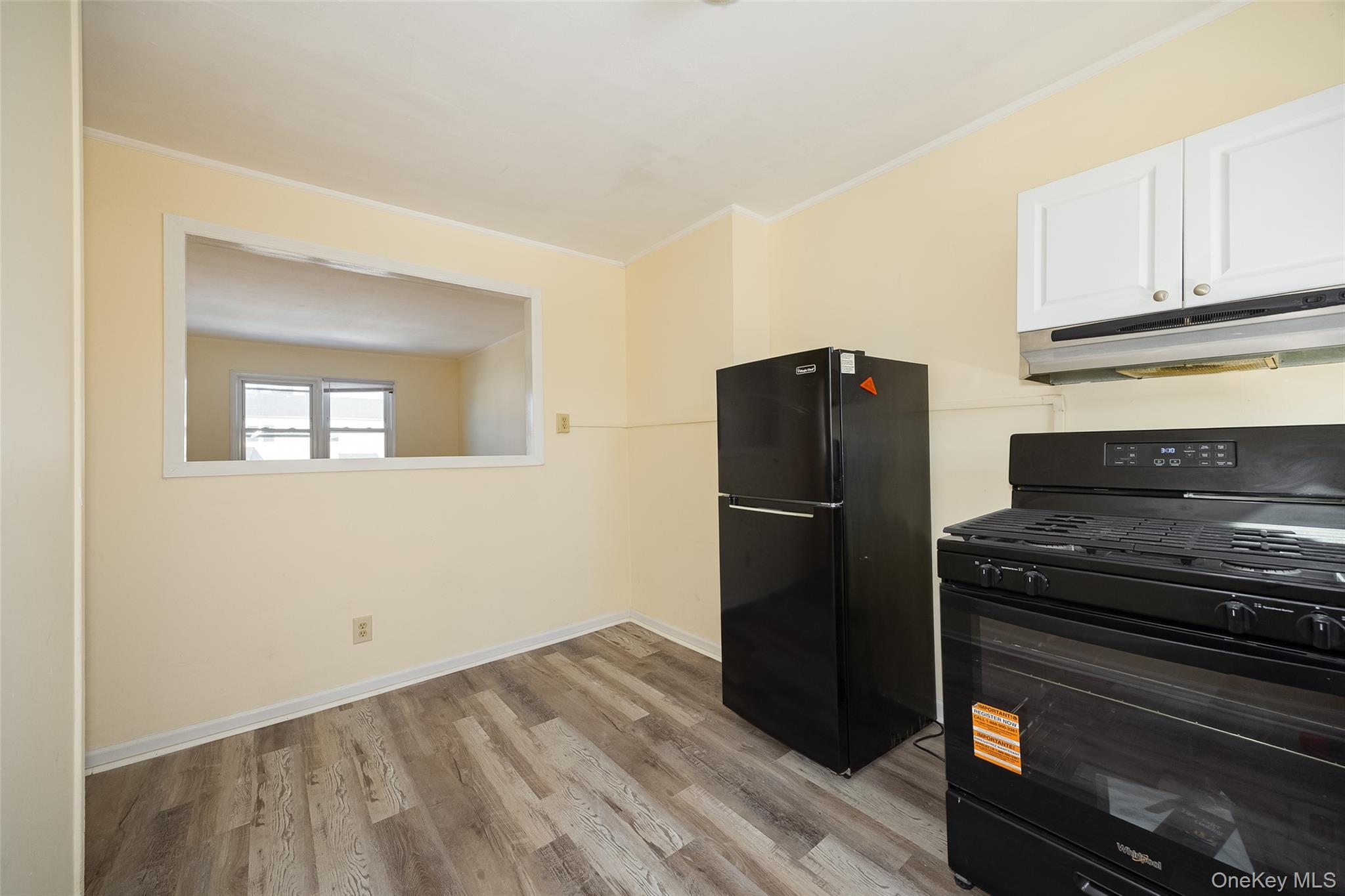 Single Family Vernon  Dutchess County, NY 12601, MLS-966725-10