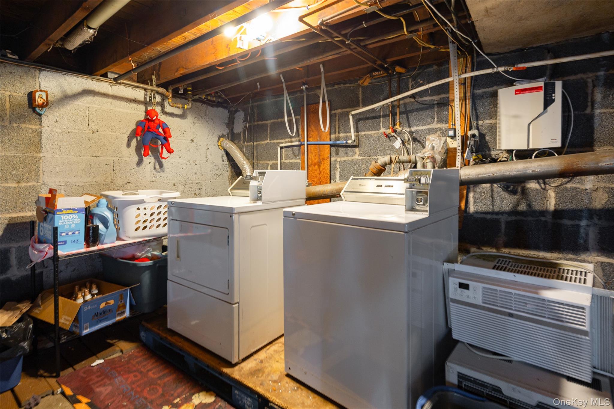 Single Family Vernon  Dutchess County, NY 12601, MLS-966725-16