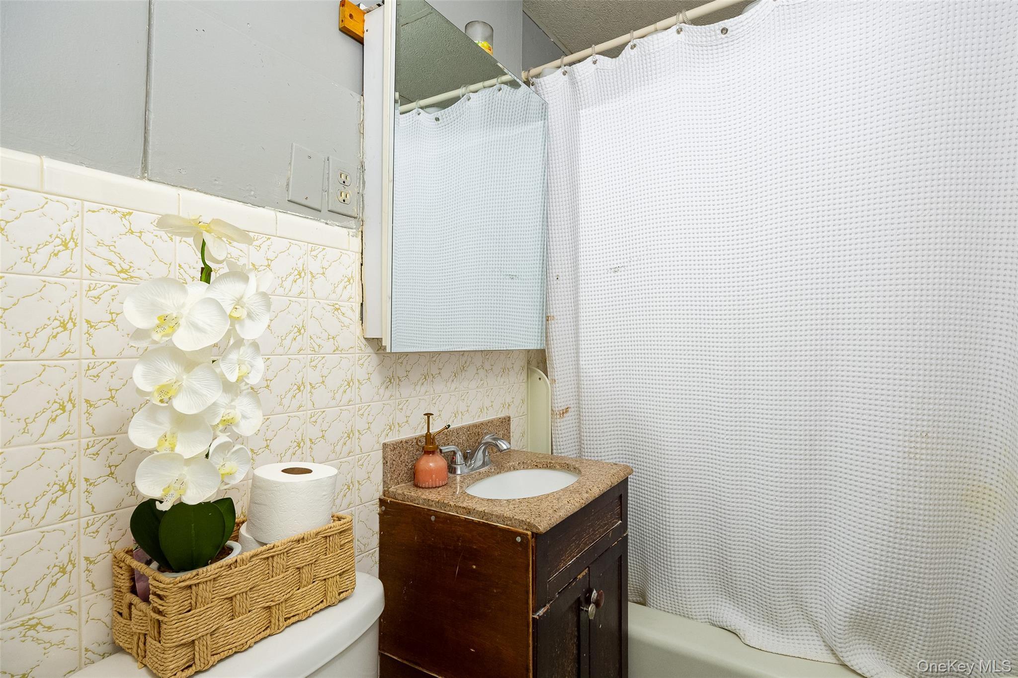 Single Family Vernon  Dutchess County, NY 12601, MLS-966725-8