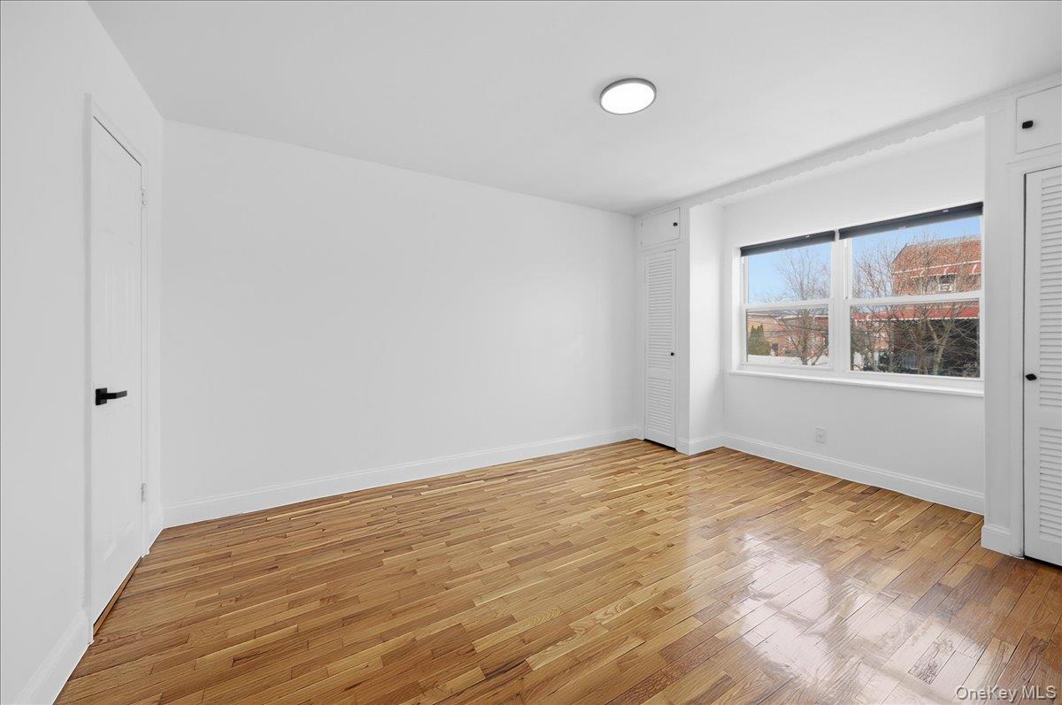 Single Family Brinsmade  Bronx, NY 10465, MLS-966753-11