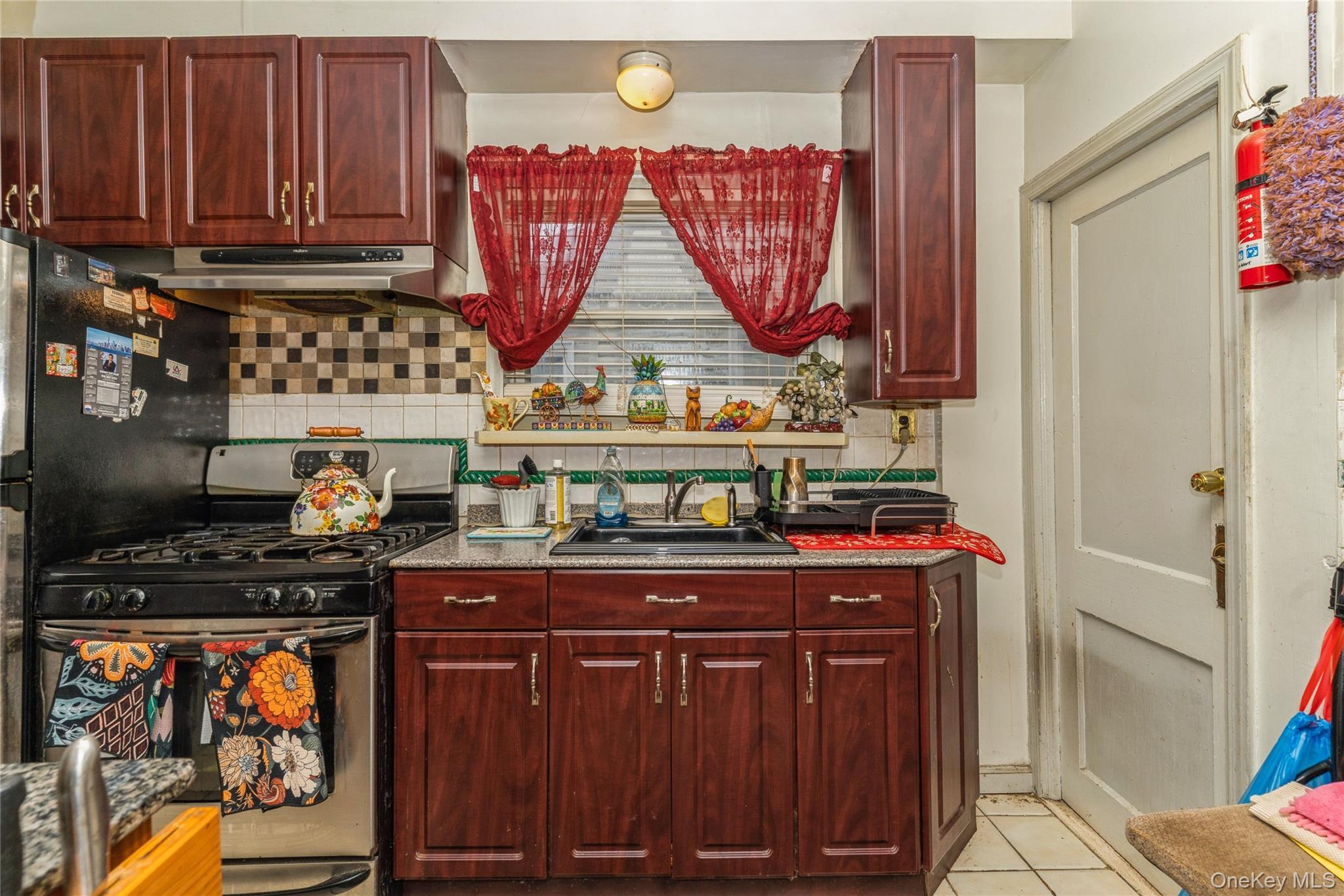 Single Family 143rd  Queens, NY 11413, MLS-966766-10