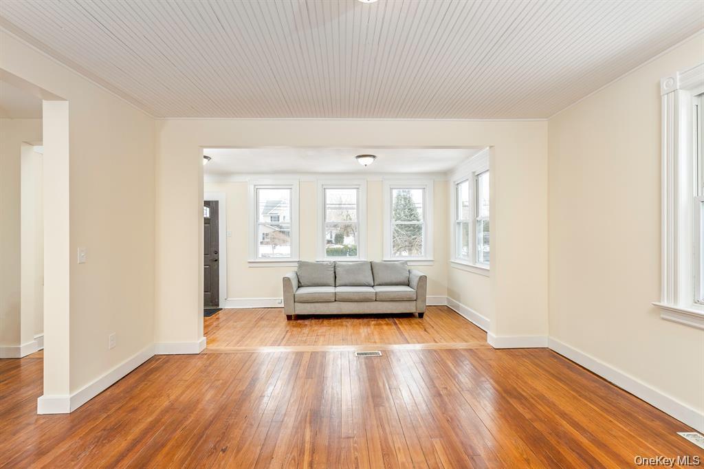 Single Family Old Medford Suffolk County, NY 11763, MLS-966784-12