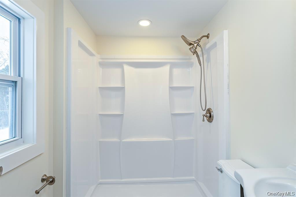 Single Family Old Medford Suffolk County, NY 11763, MLS-966784-17