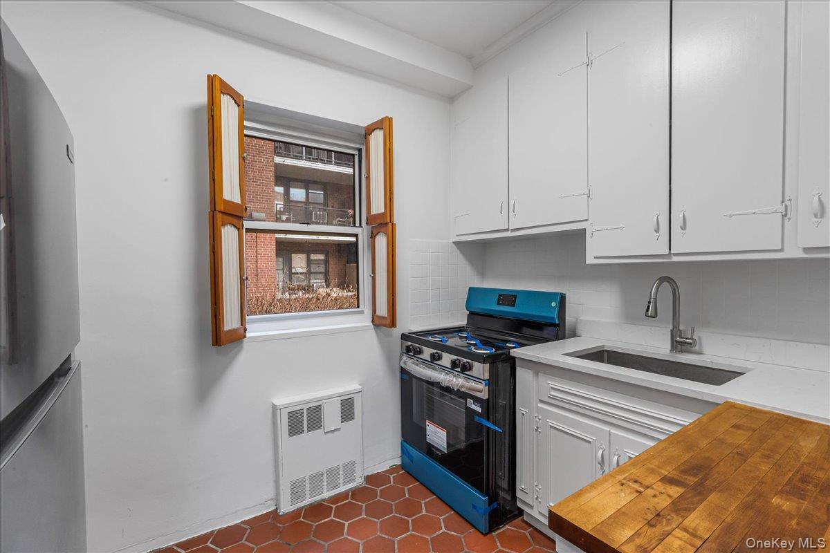 Coop 85th  Queens, NY 11372, MLS-966787-7