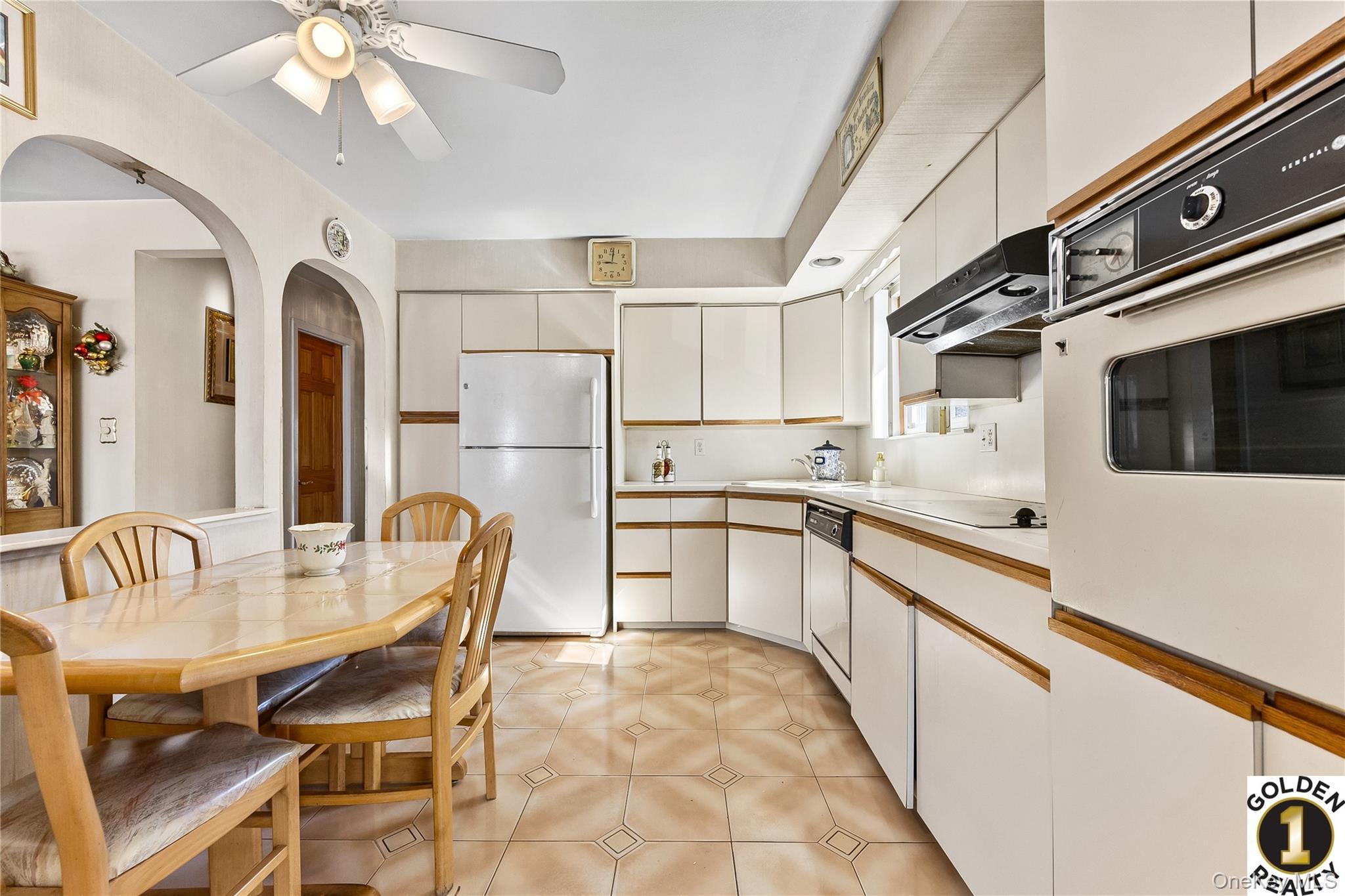 Single Family 156th  Queens, NY 11357, MLS-966795-6