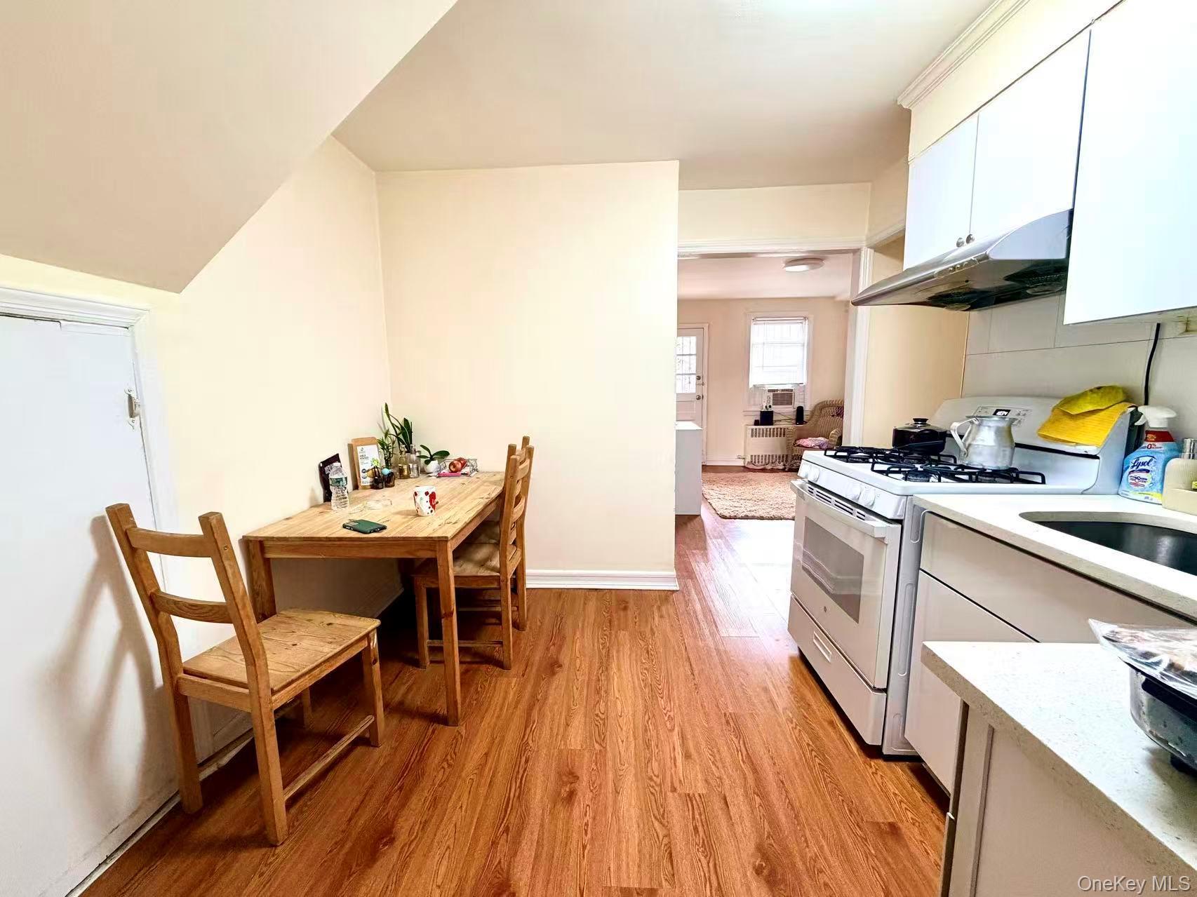 Single Family 157th  Queens, NY 11367, MLS-966799-2