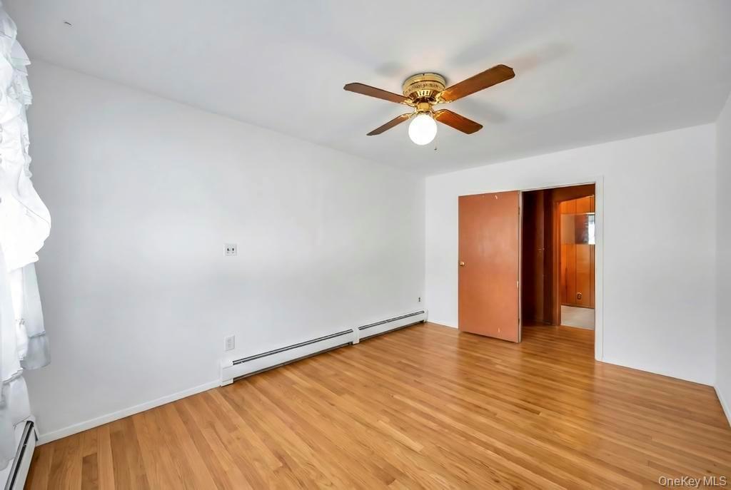 Single Family Ontario  Nassau County, NY 11758, MLS-966813-6