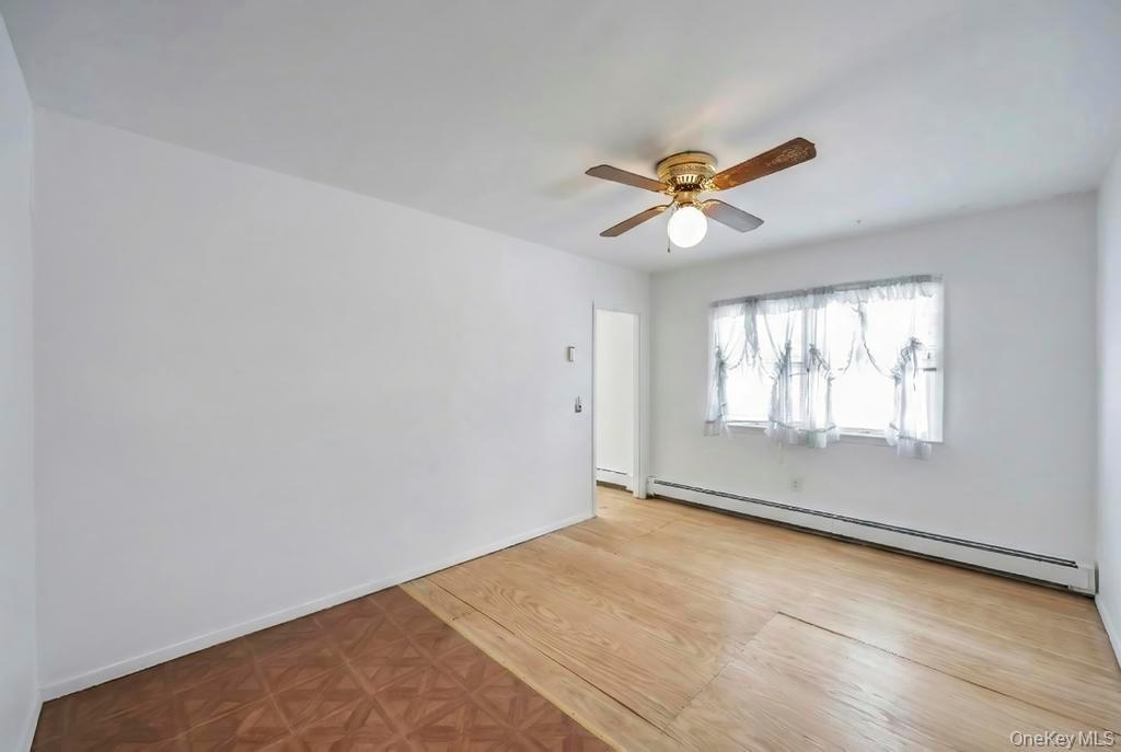 Single Family Ontario  Nassau County, NY 11758, MLS-966813-7