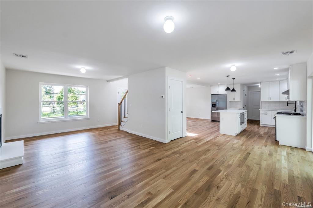 Single Family Leicester  Suffolk County, NY 11779, MLS-966816-11