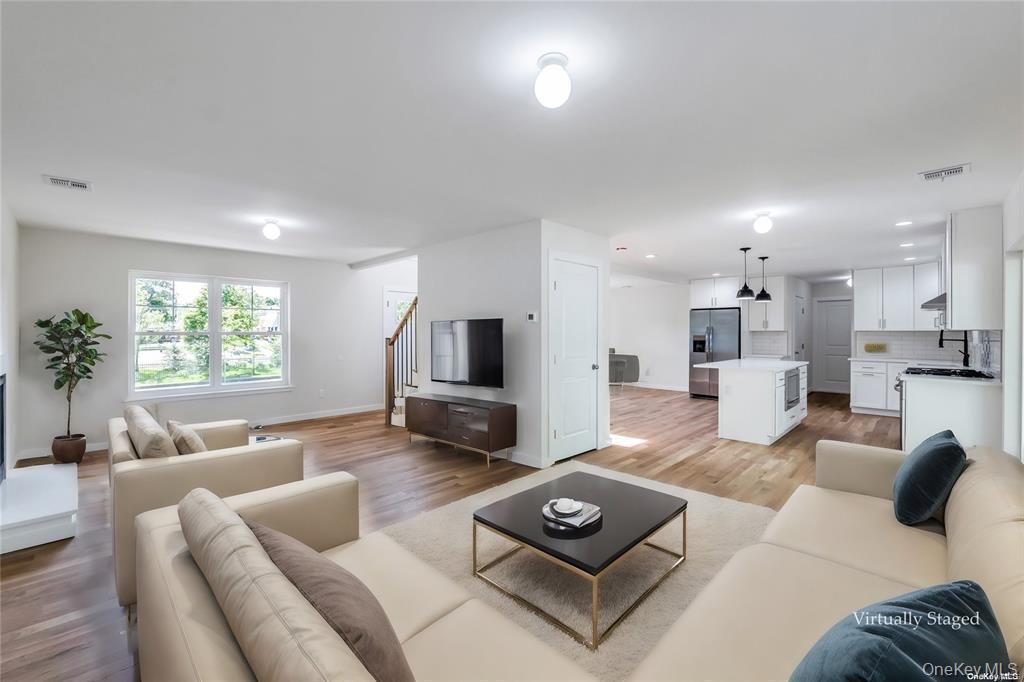 Single Family Leicester  Suffolk County, NY 11779, MLS-966816-12