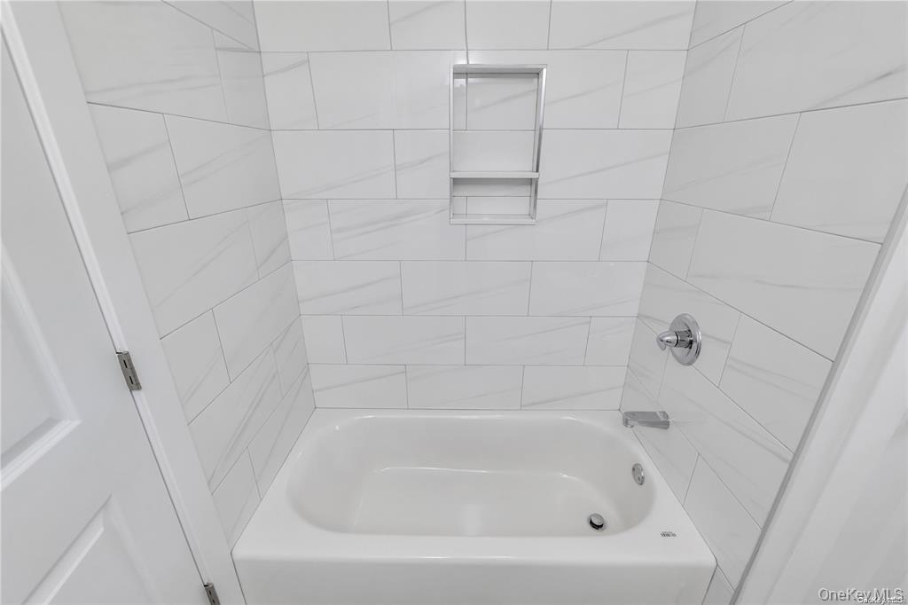 Single Family Leicester  Suffolk County, NY 11779, MLS-966816-33