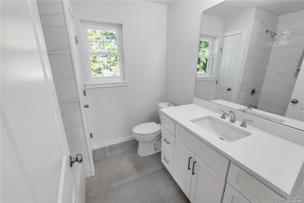 Single Family Leicester  Suffolk County, NY 11779, MLS-966816-34