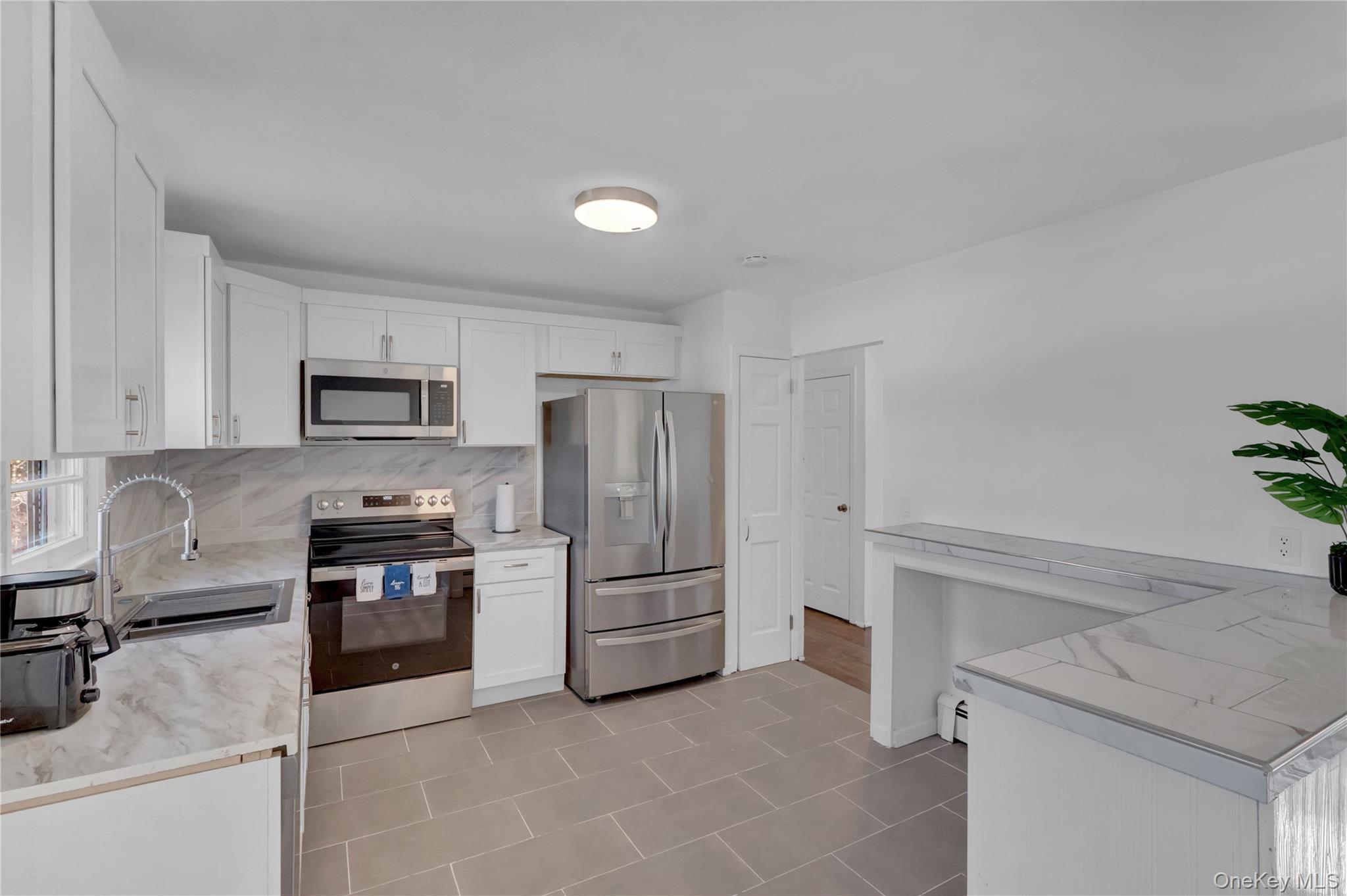 Single Family Middle Island  Suffolk County, NY 11763, MLS-966832-9