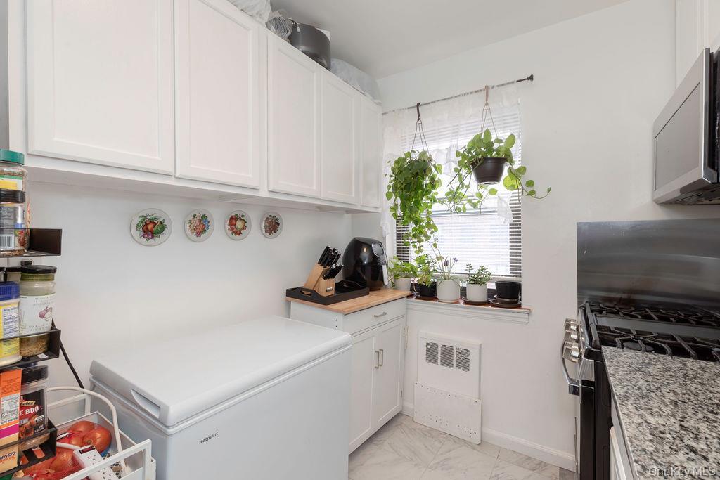 Coop Fleetwood  Westchester County, NY 10552, MLS-966833-10