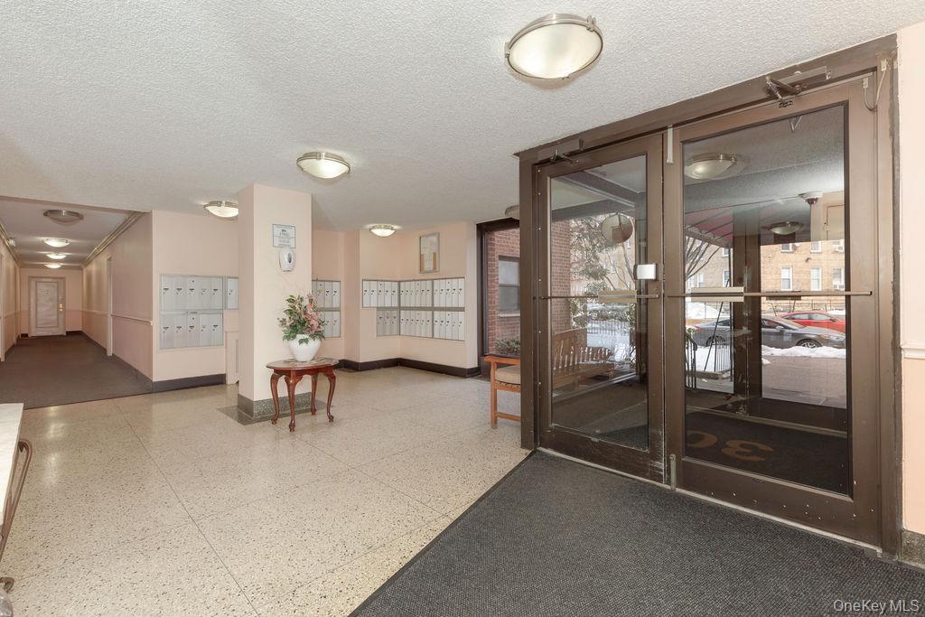 Coop Fleetwood  Westchester County, NY 10552, MLS-966833-3