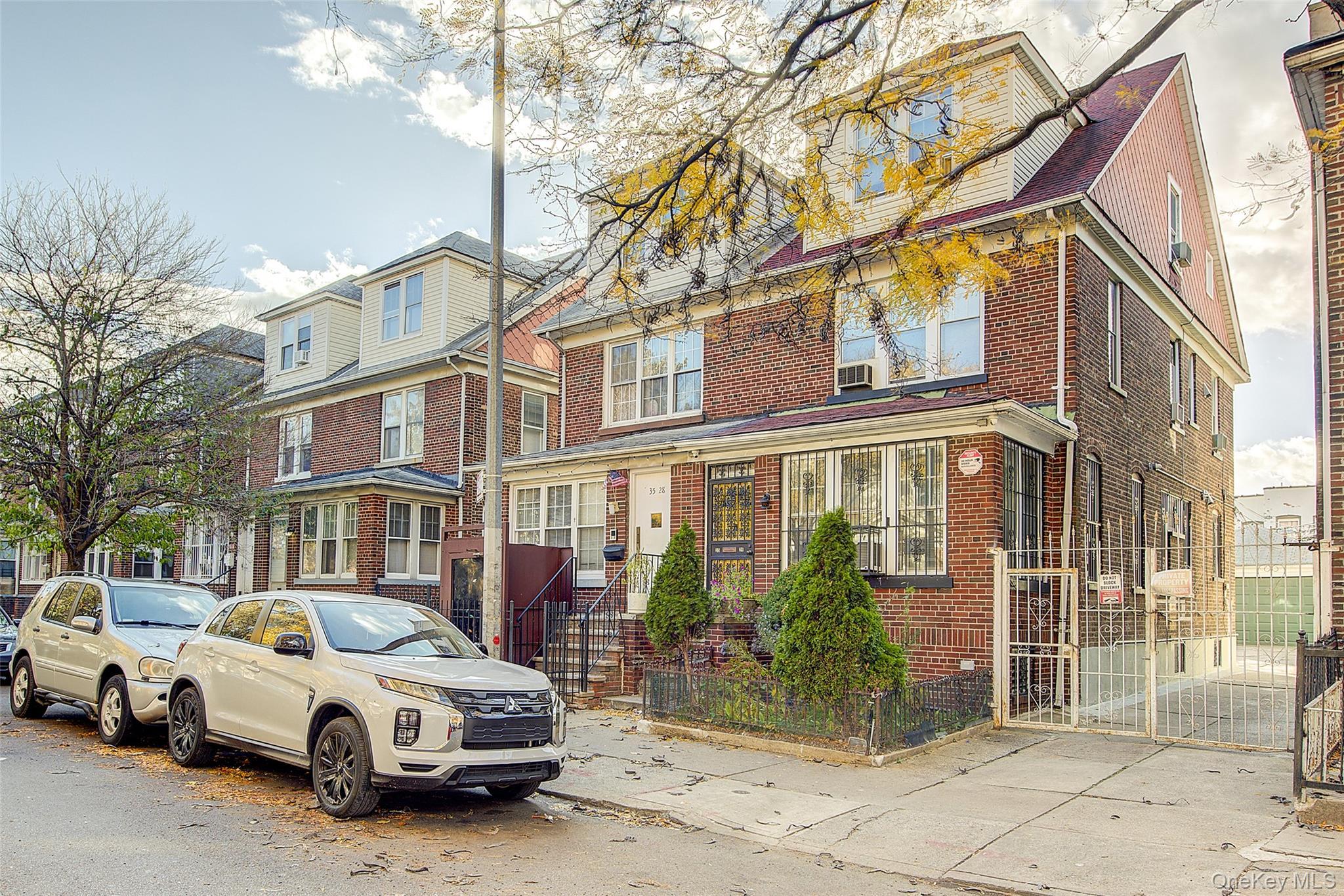 Single Family 93rd  Queens, NY 11372, MLS-966840-3