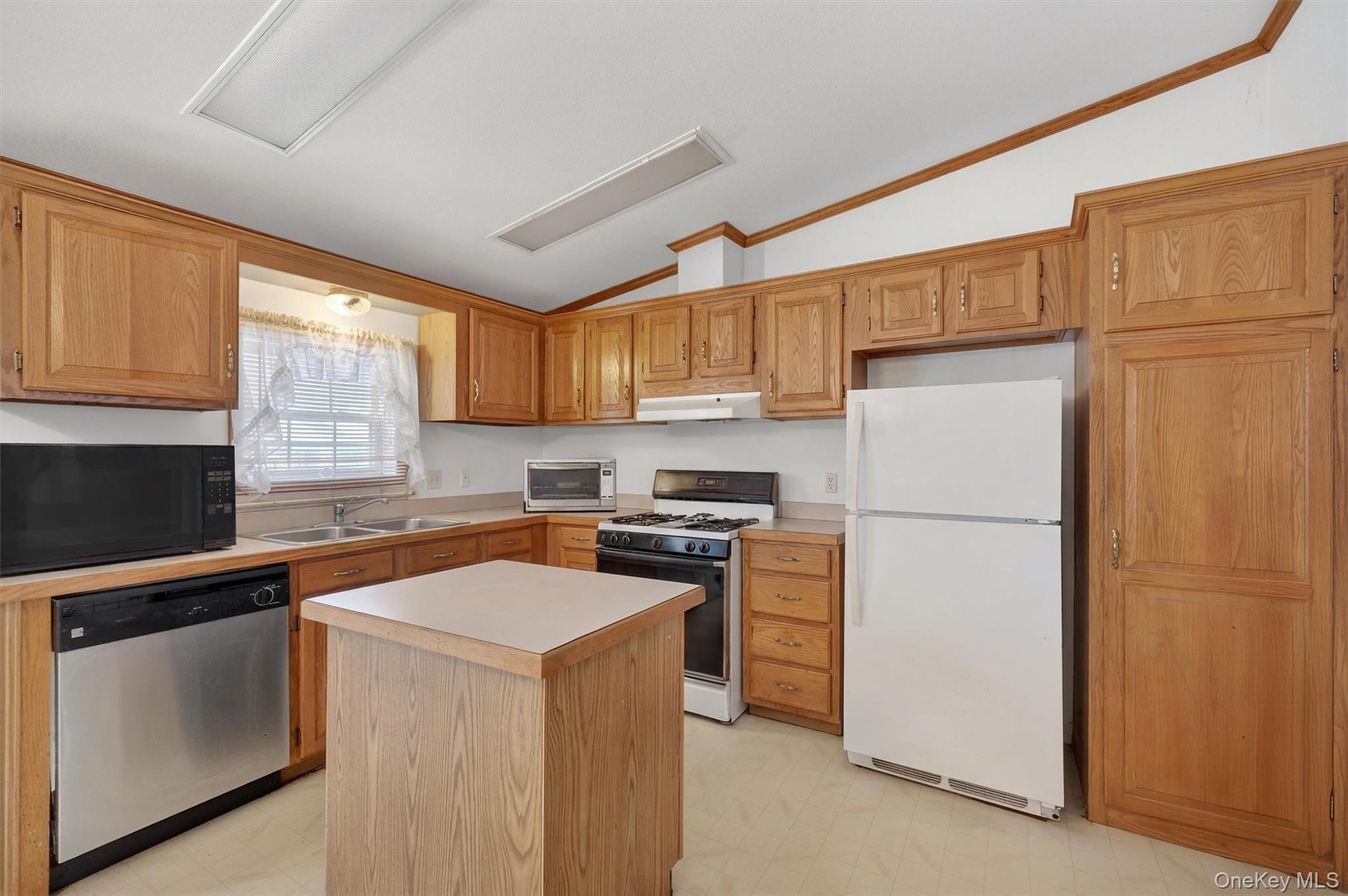 Single Family Fourth  Dutchess County, NY 12738, MLS-966847-9