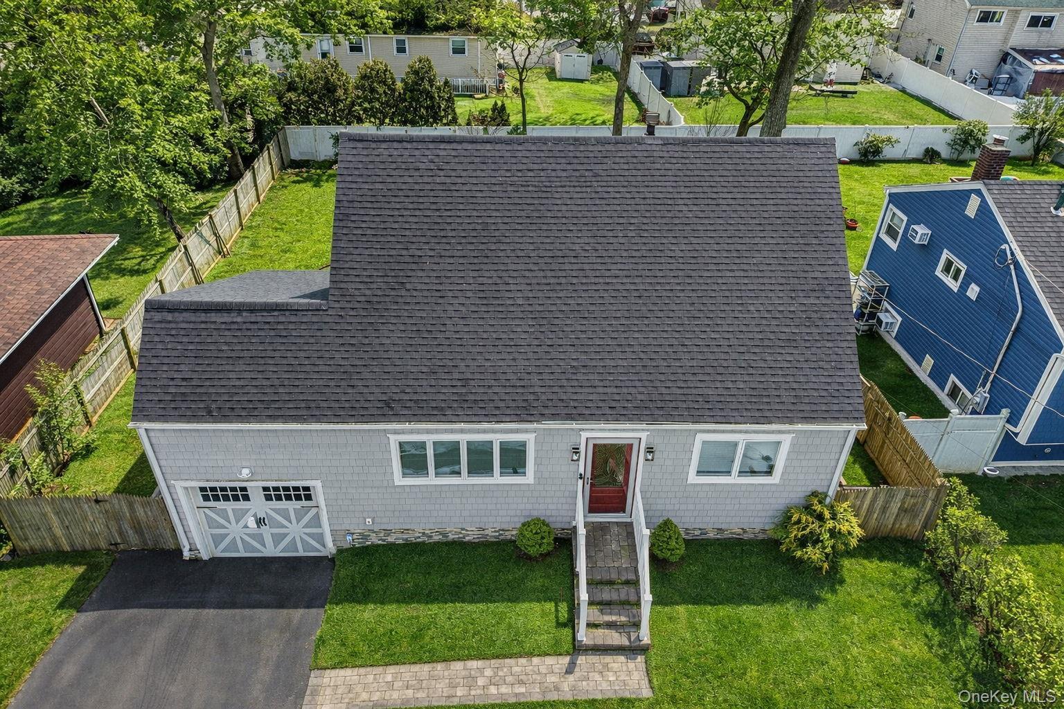 Single Family Lantern  Suffolk County, NY 11743, MLS-966865-20