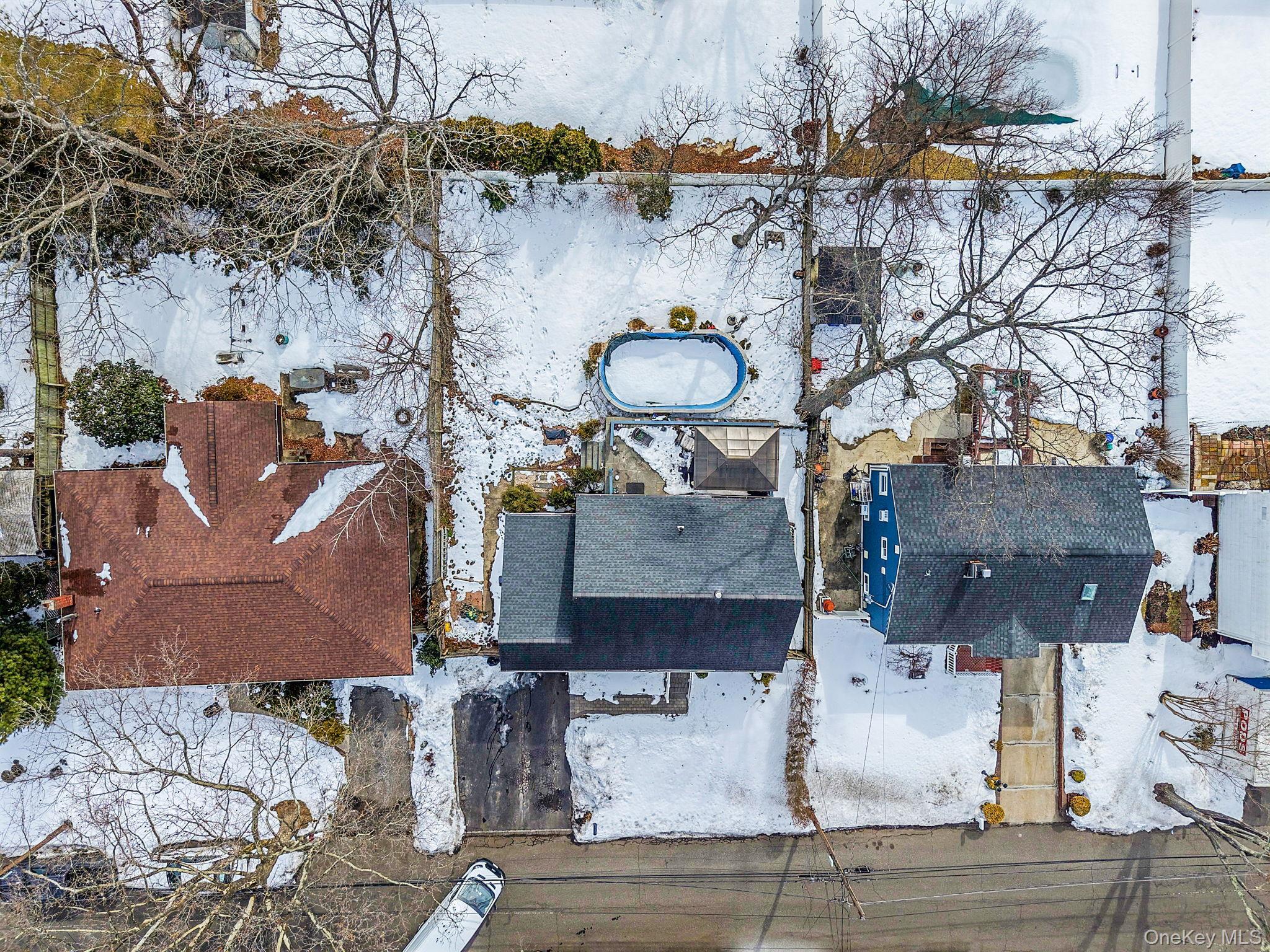 Single Family Lantern  Suffolk County, NY 11743, MLS-966865-24