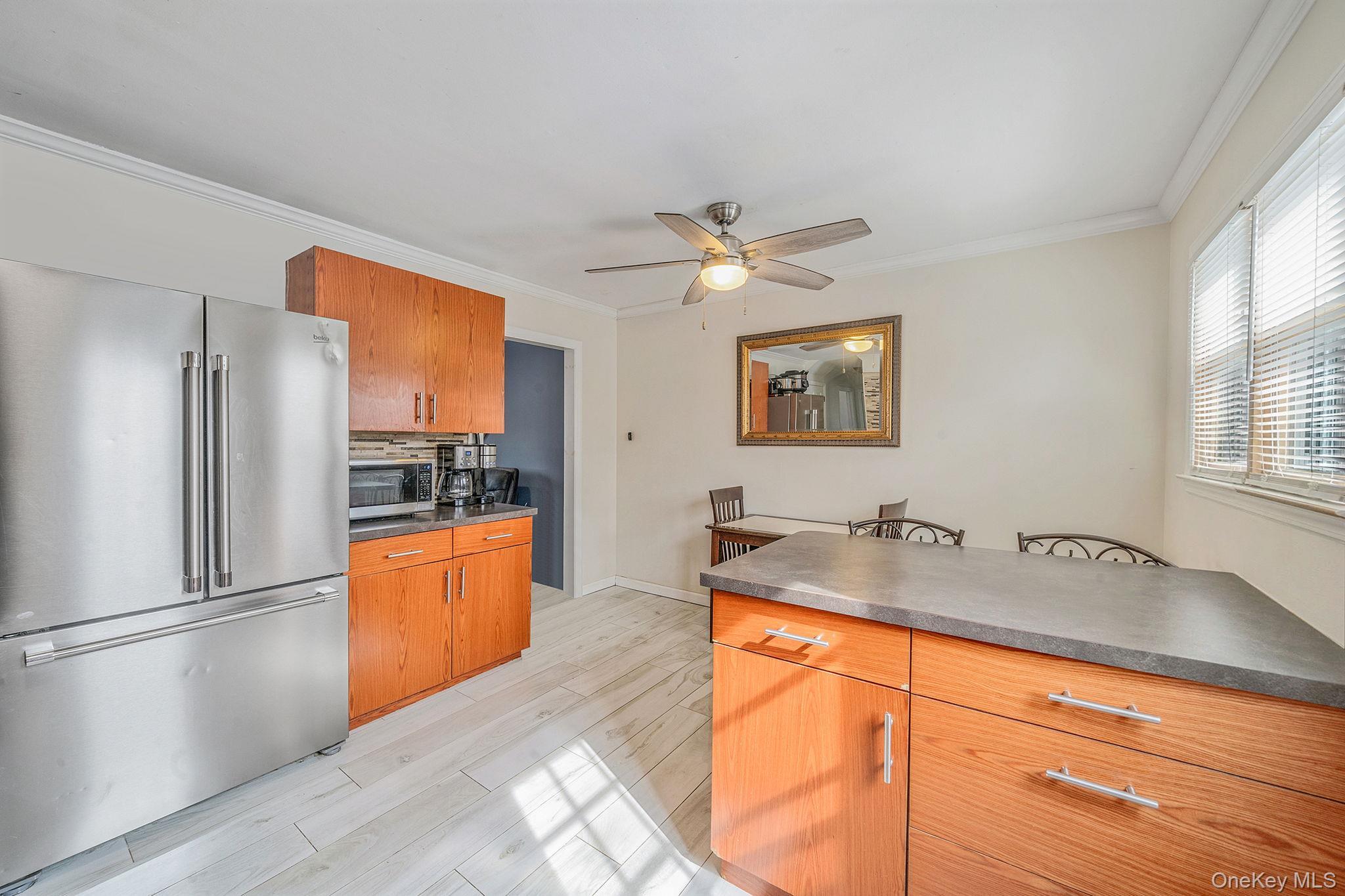 Single Family Lantern  Suffolk County, NY 11743, MLS-966865-8