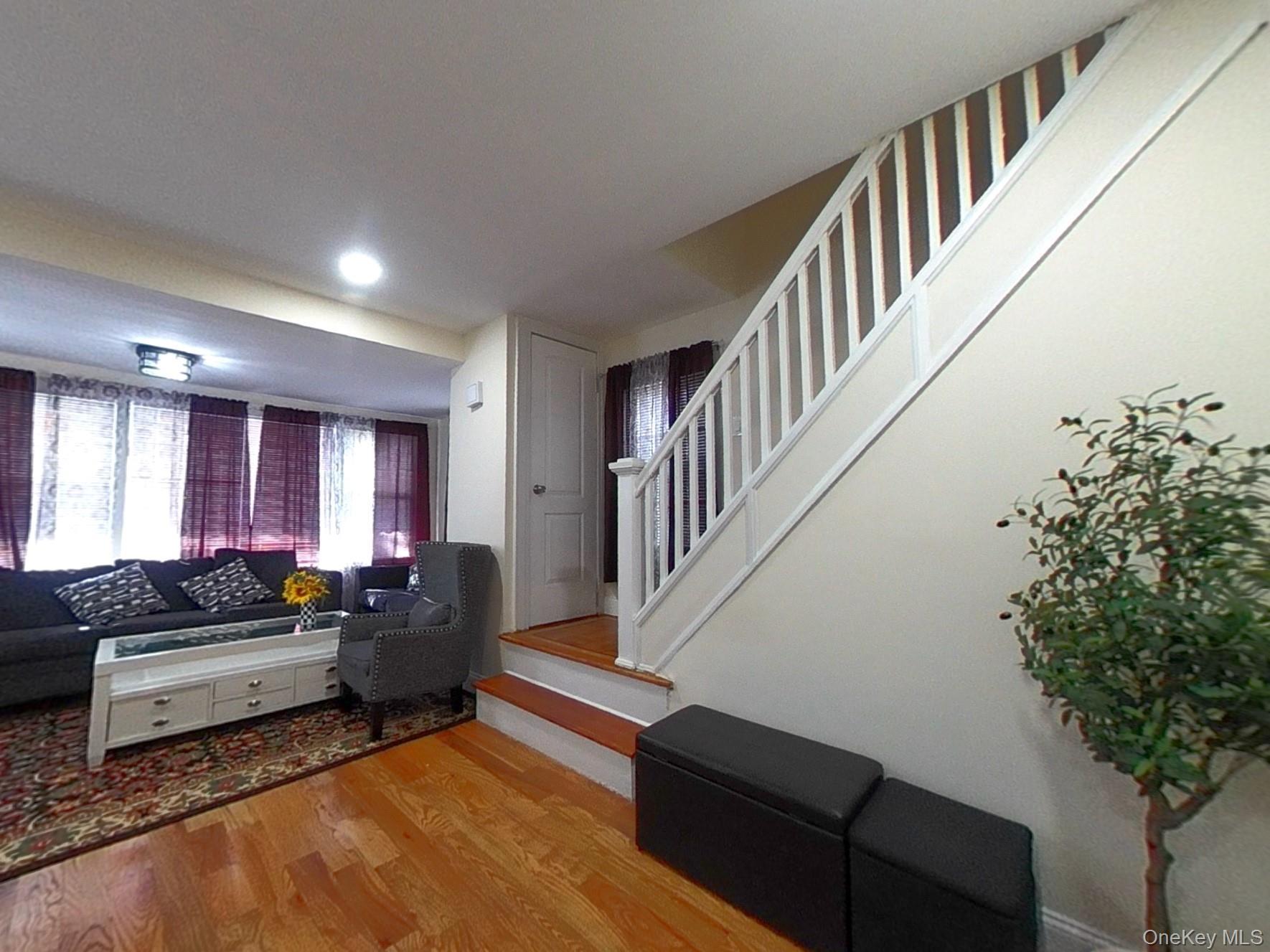 Single Family 202nd  Queens, NY 11423, MLS-966896-4