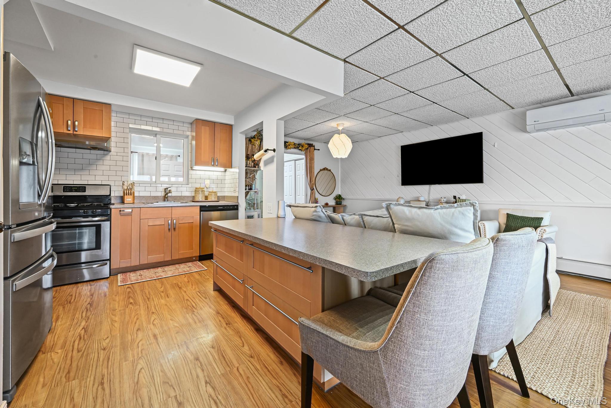 Single Family 1st  Queens, NY 11414, MLS-966904-11