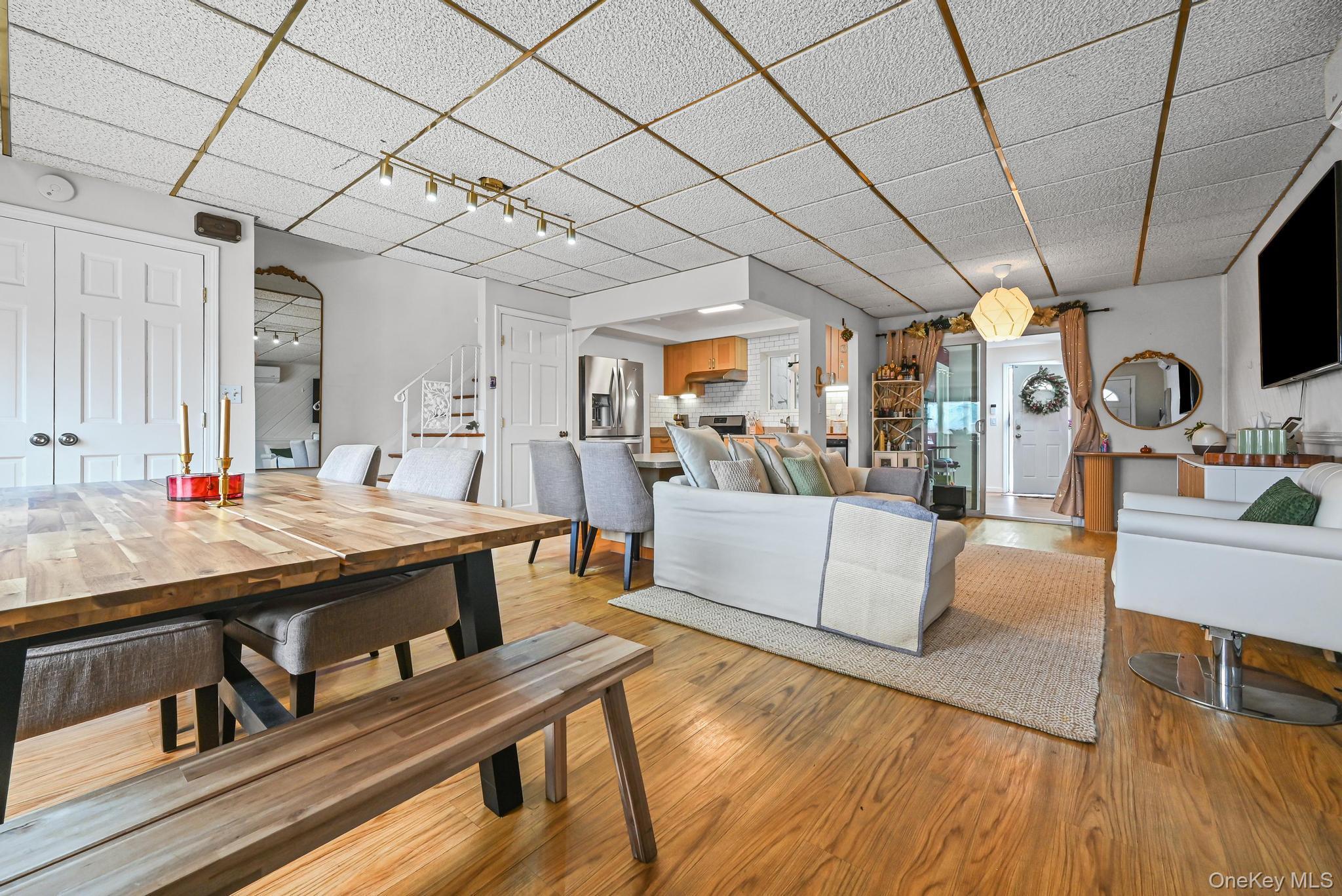 Single Family 1st  Queens, NY 11414, MLS-966904-8