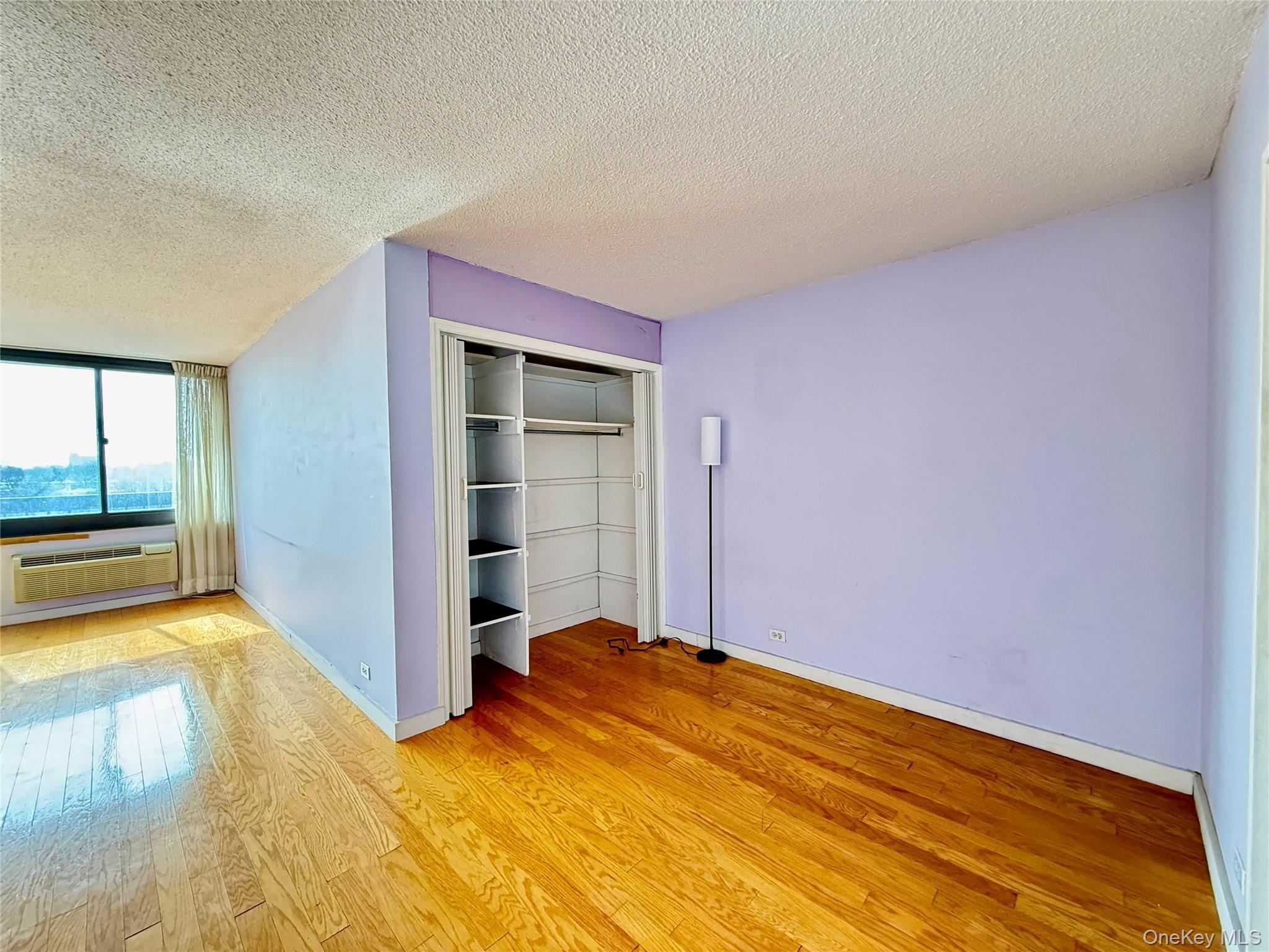 Apartment Union  Queens, NY 11367, MLS-966912-4