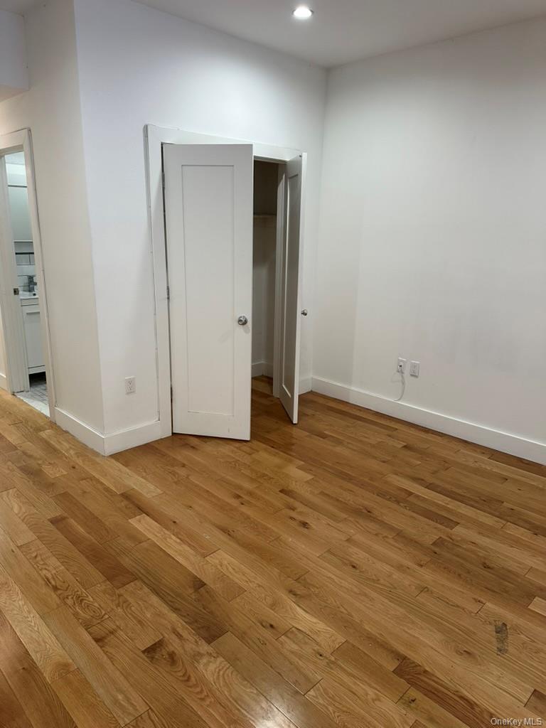 Single Family 159th Manhattan, NY 10032, MLS-966921-15