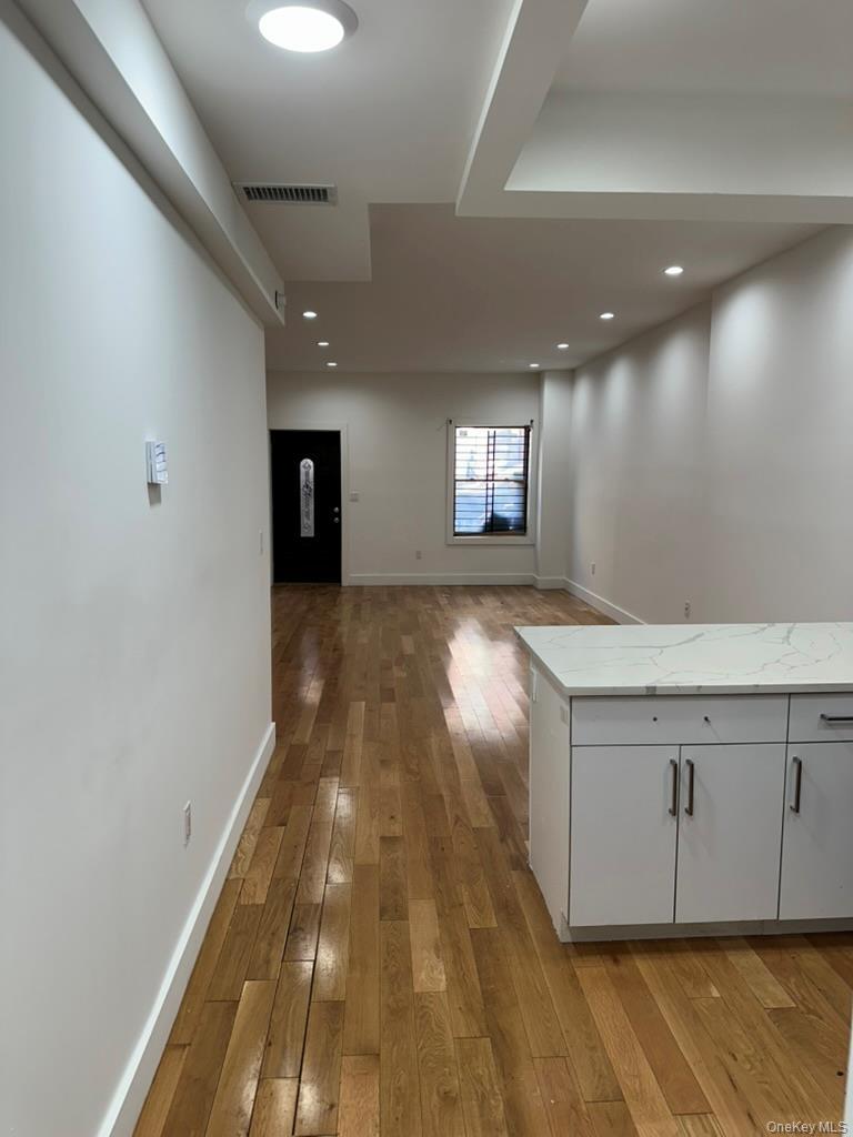 Single Family 159th Manhattan, NY 10032, MLS-966921-18