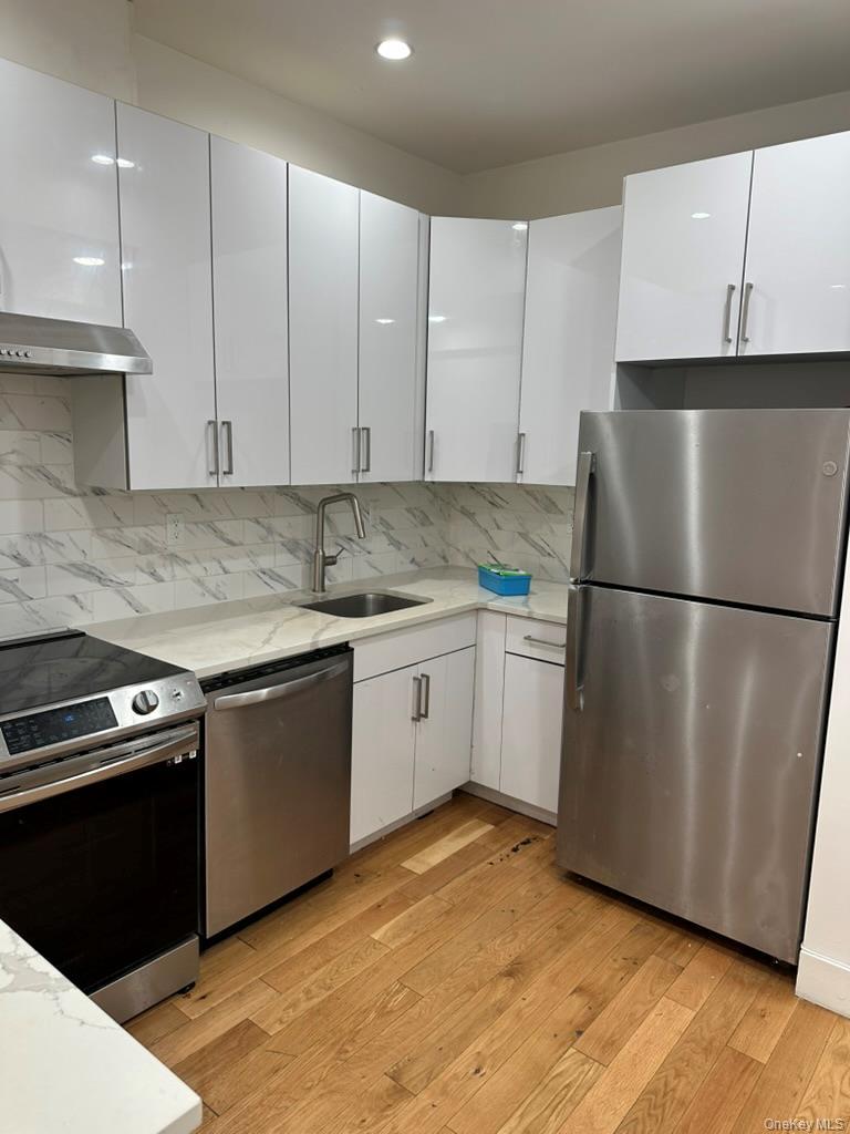 Single Family 159th Manhattan, NY 10032, MLS-966921-20