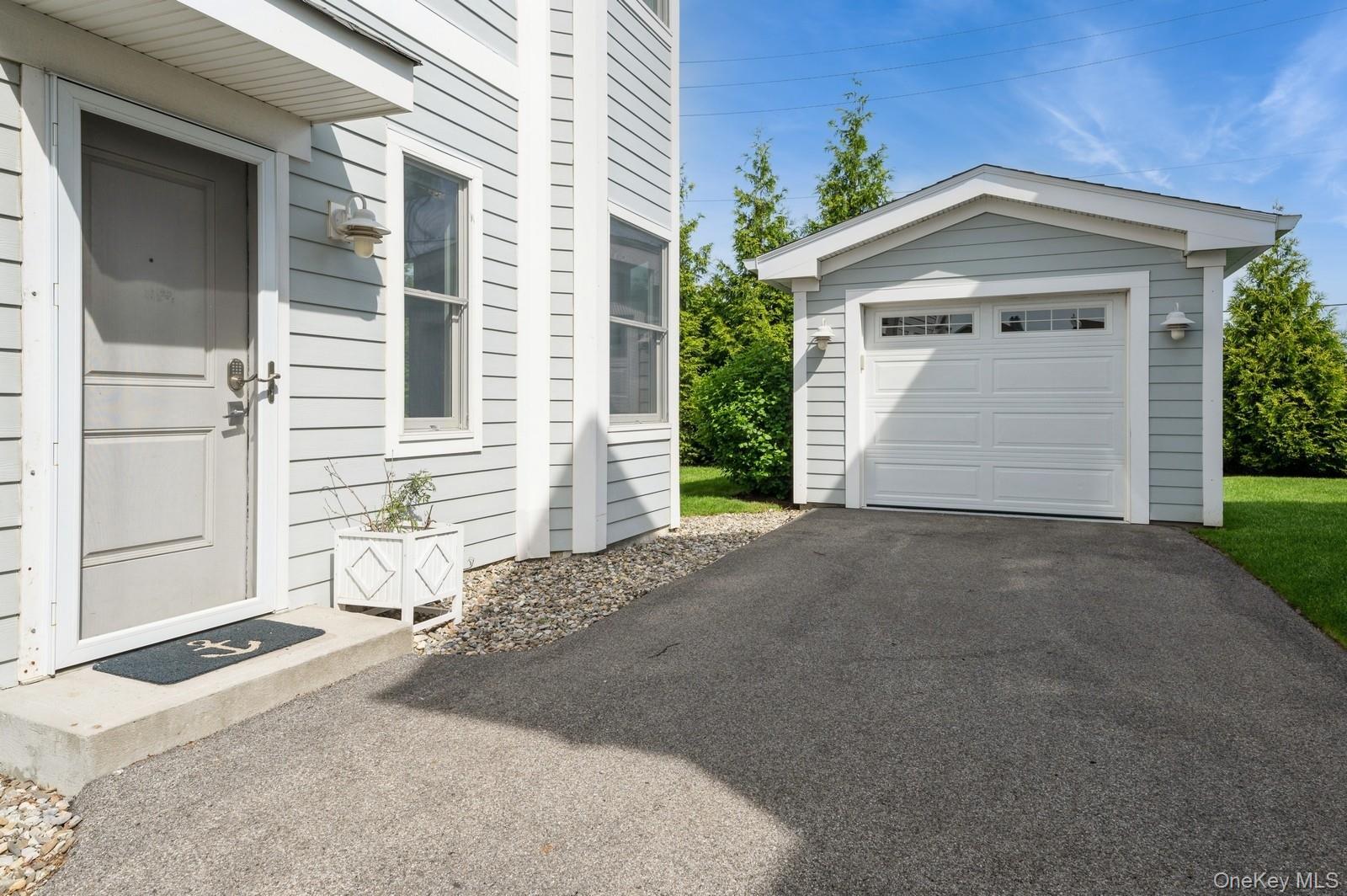 Condo Island Bronx, NY 10464, MLS-966927-23