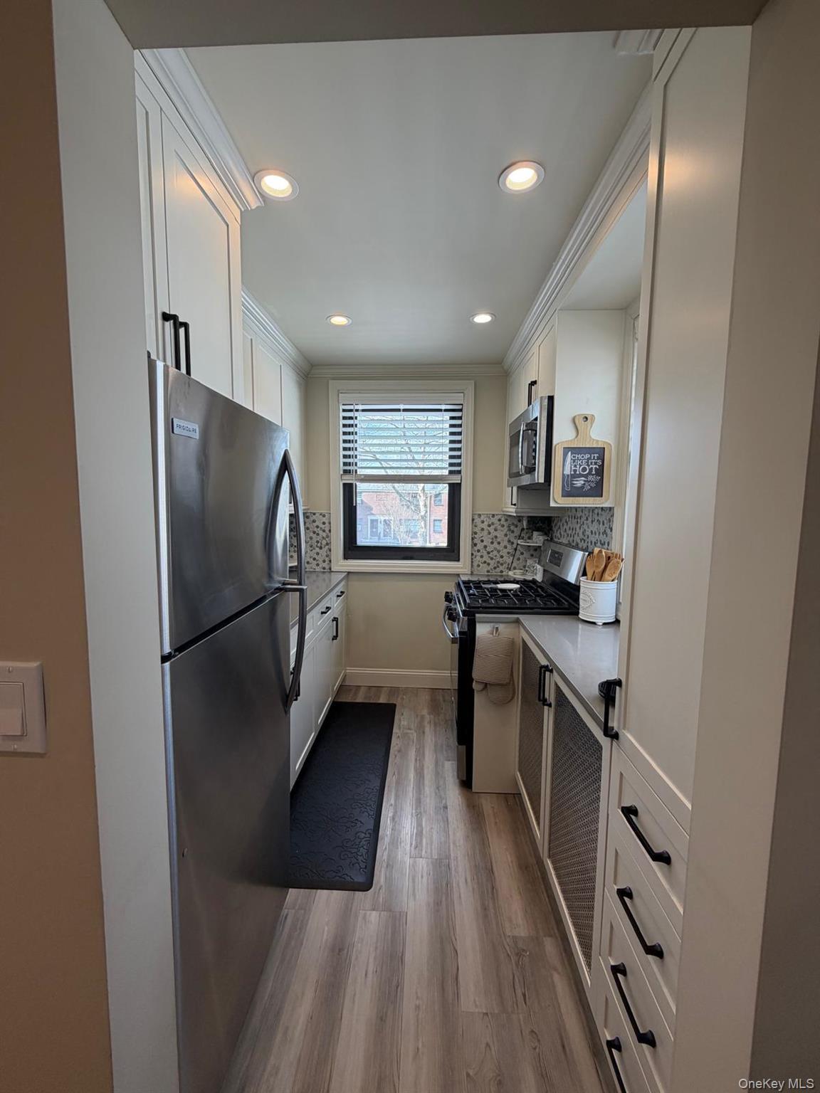 Coop 166th  Queens, NY 11357, MLS-966928-13