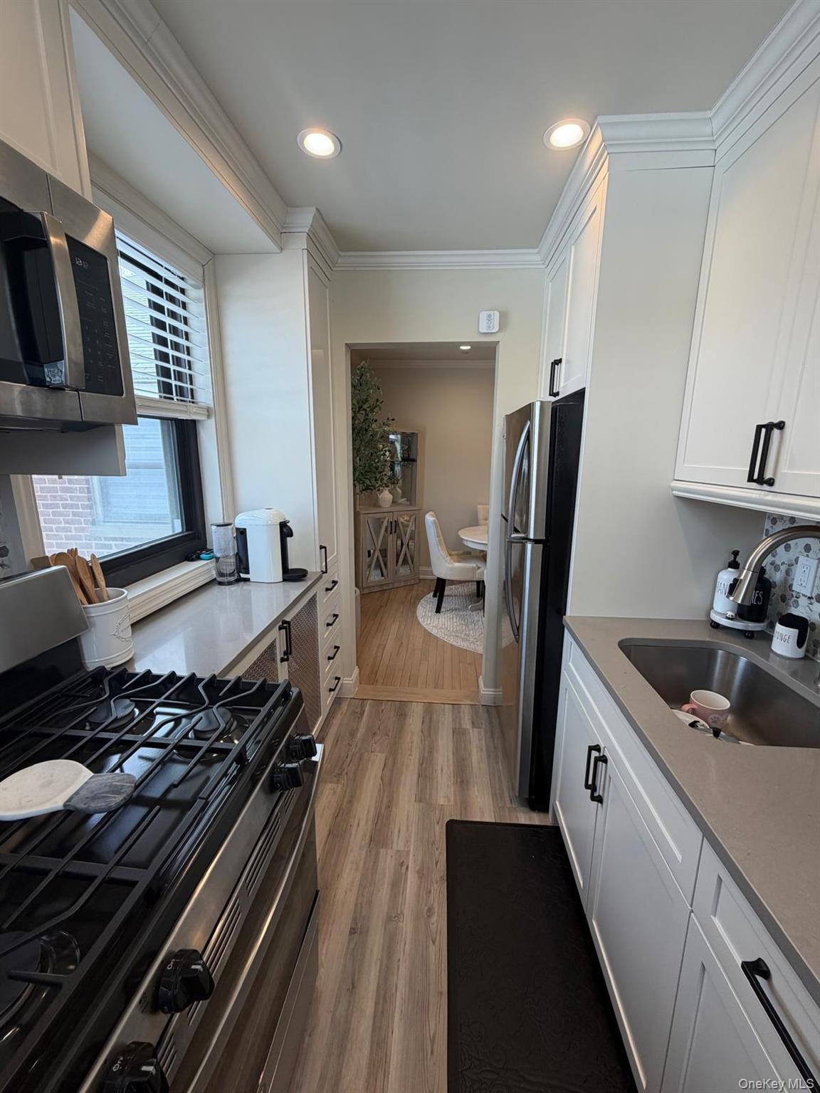 Coop 166th  Queens, NY 11357, MLS-966928-16