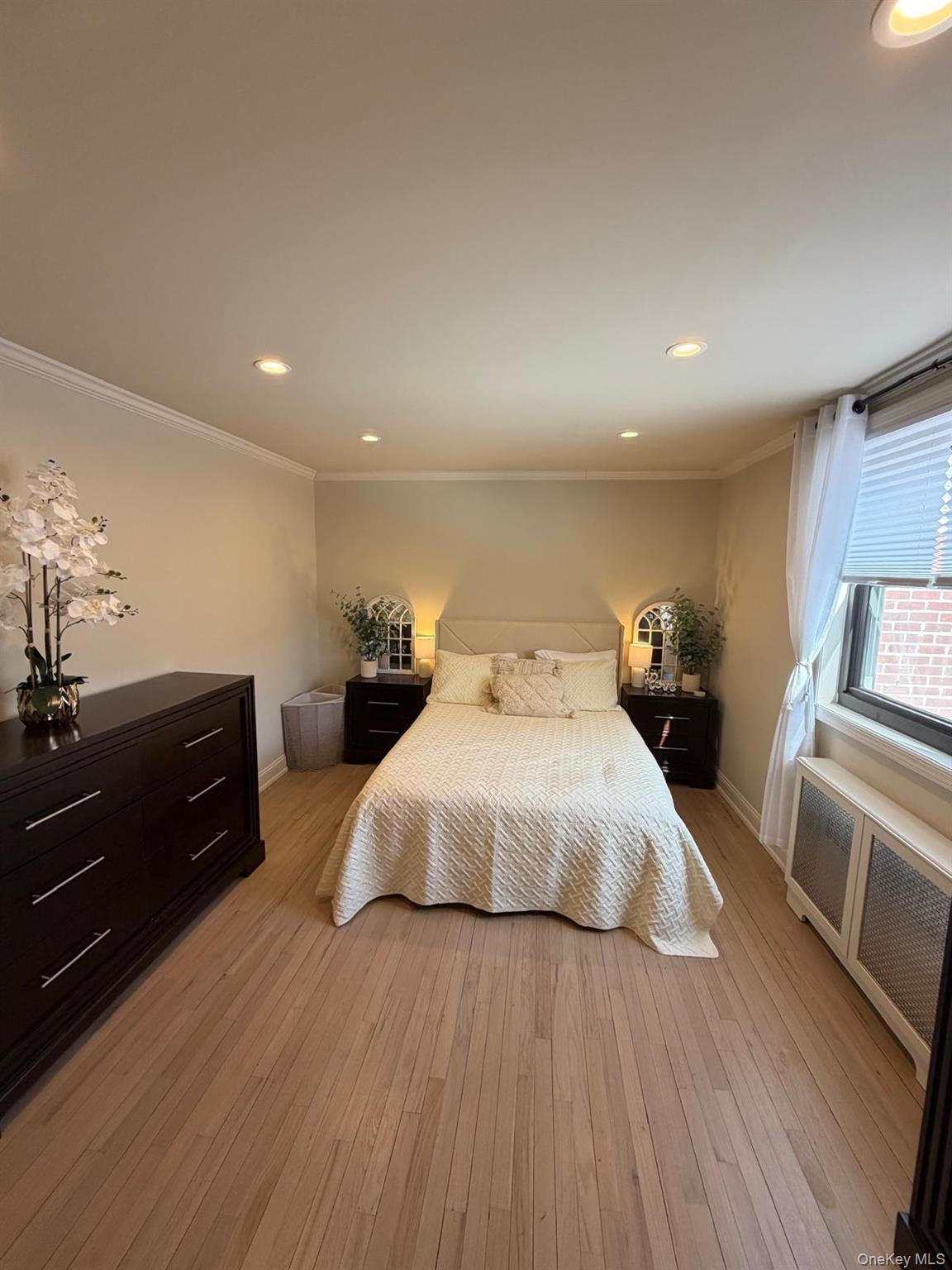 Coop 166th  Queens, NY 11357, MLS-966928-22