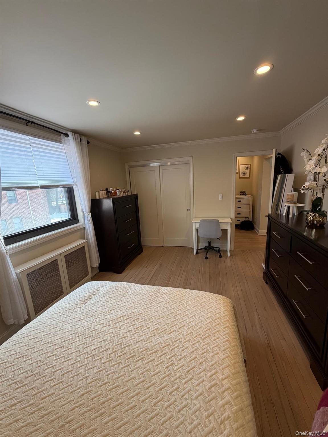 Coop 166th  Queens, NY 11357, MLS-966928-25