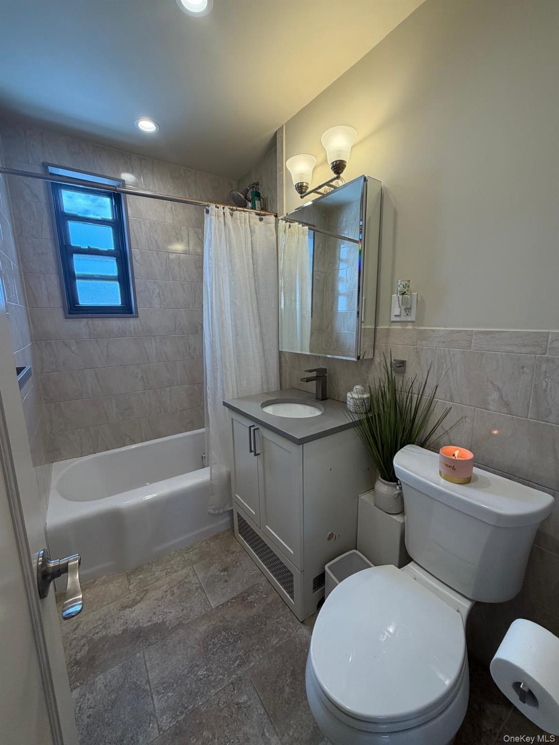 Coop 166th  Queens, NY 11357, MLS-966928-26