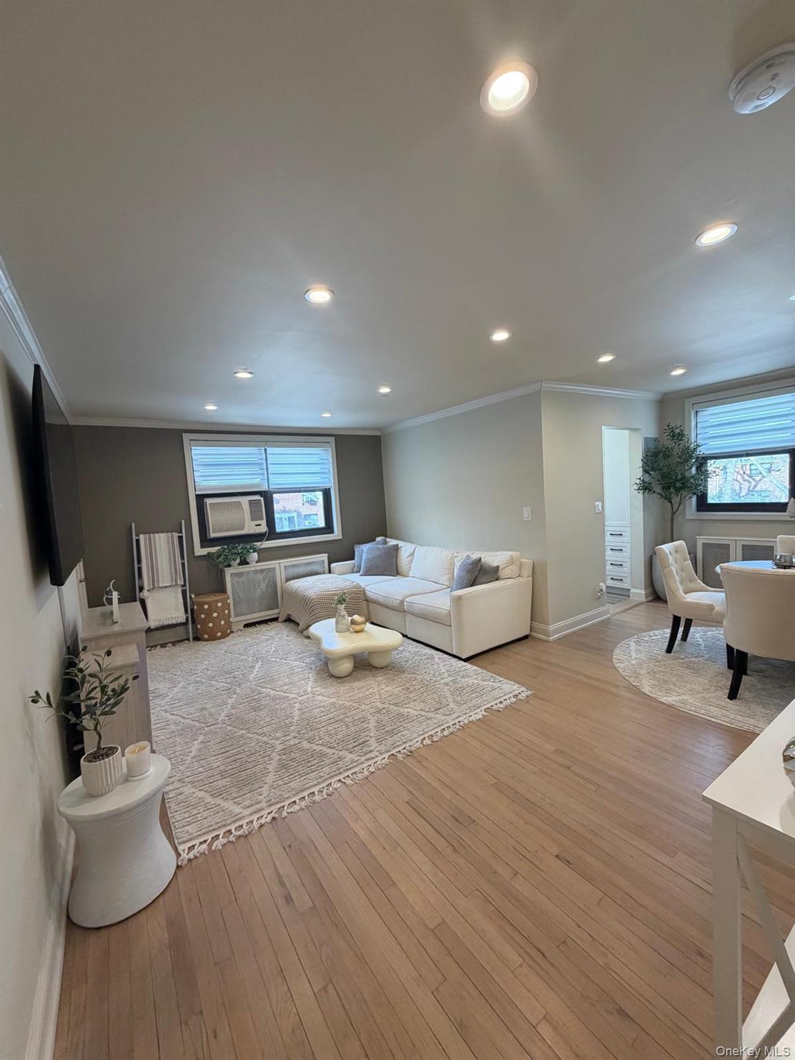 Coop 166th  Queens, NY 11357, MLS-966928-3